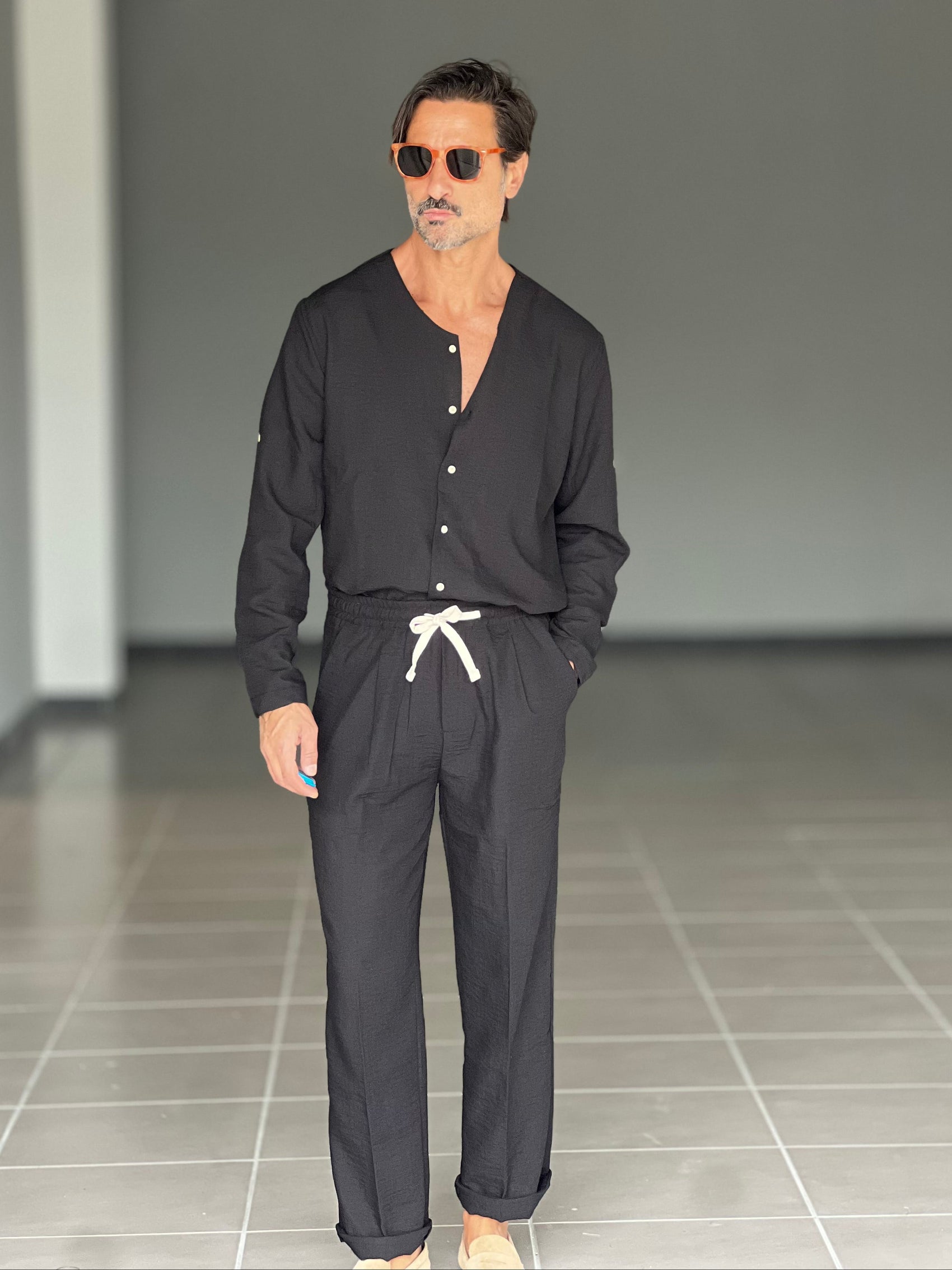 COORDINATO CAMICIA E PANTALACCIO  NERA  COREANA GIROCOLLO COTENE VISCOSA EFFETTO LINO