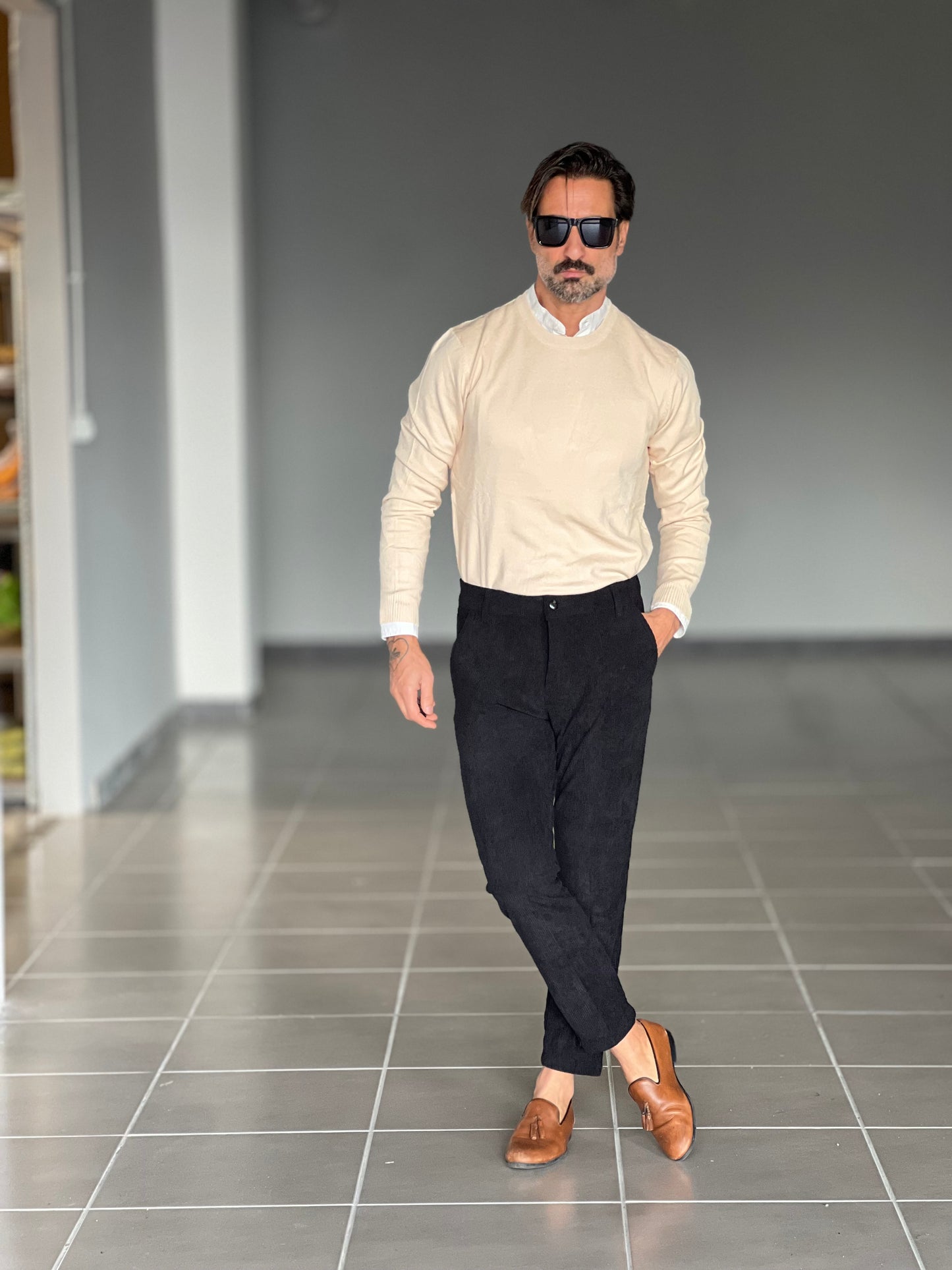 PANTALONE NERO VELLUTO MILLERIGHE GAMBA DRITTA TASCA AMERICA