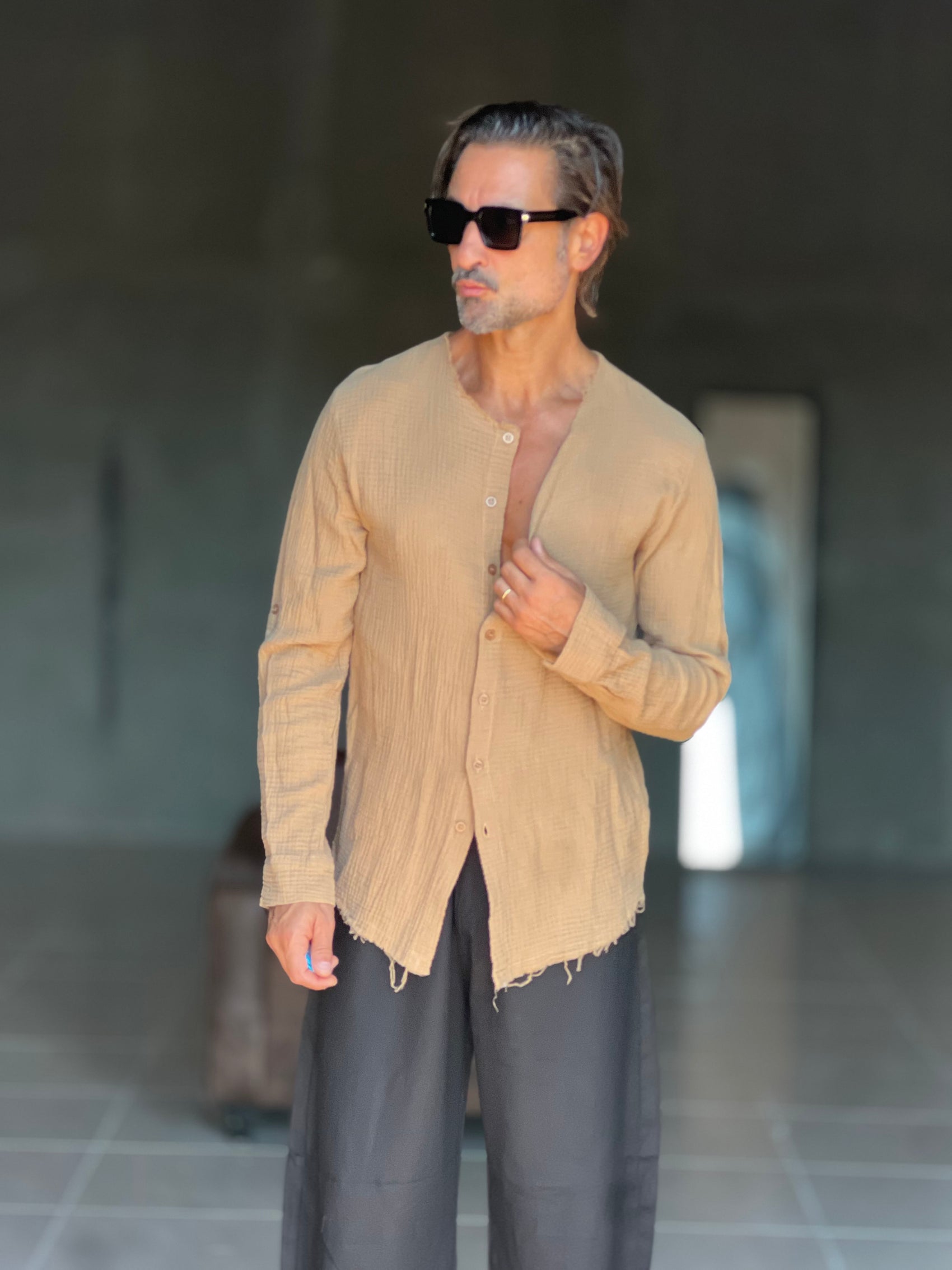 CAMICIA COREANA CARAMELLO  CHIARO GOFFRATA COTONE  EFFETTO LINO. 278