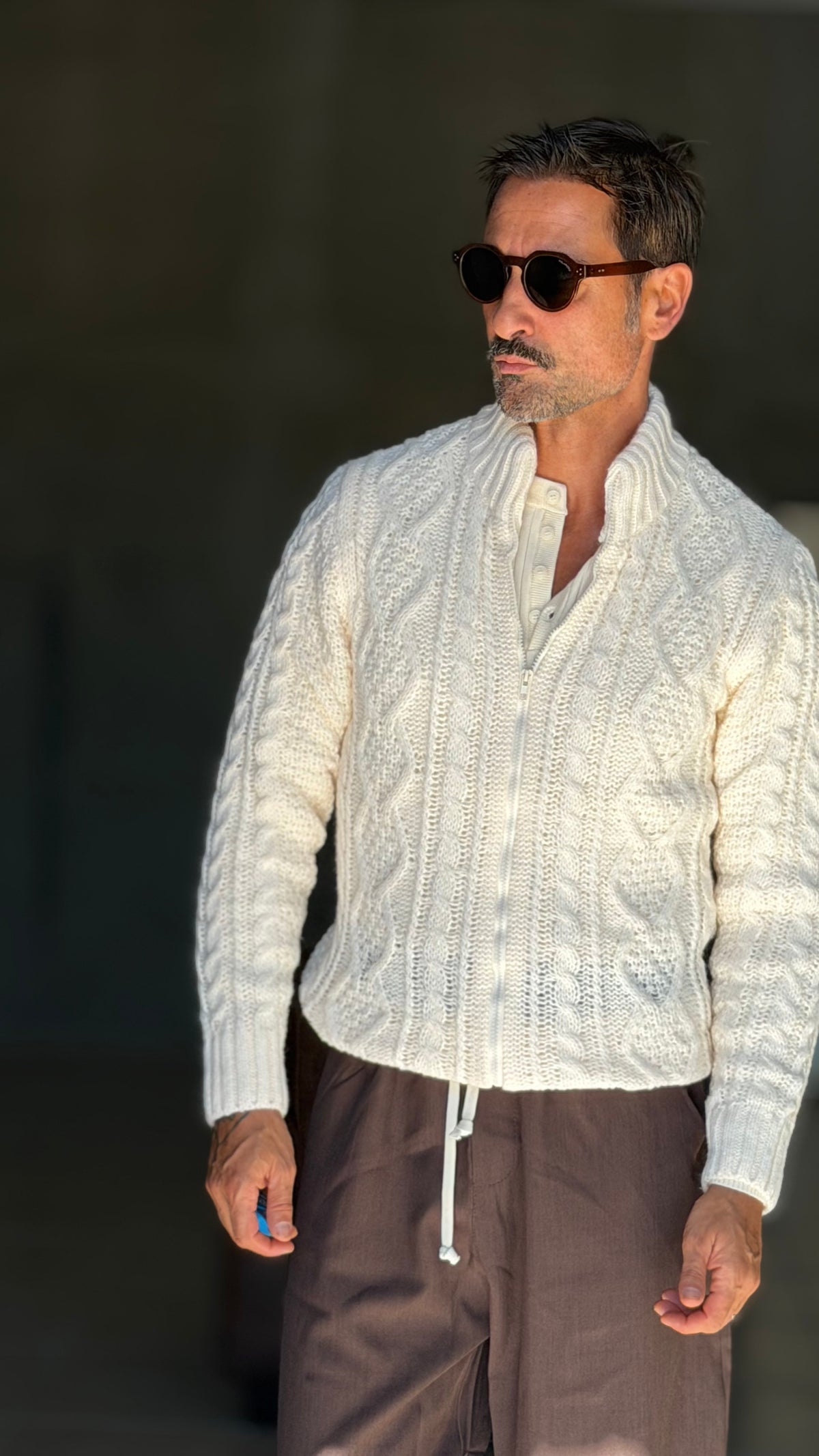 WHITE VISCOSE TROUSERS WITH REGULAR BOTTOM
