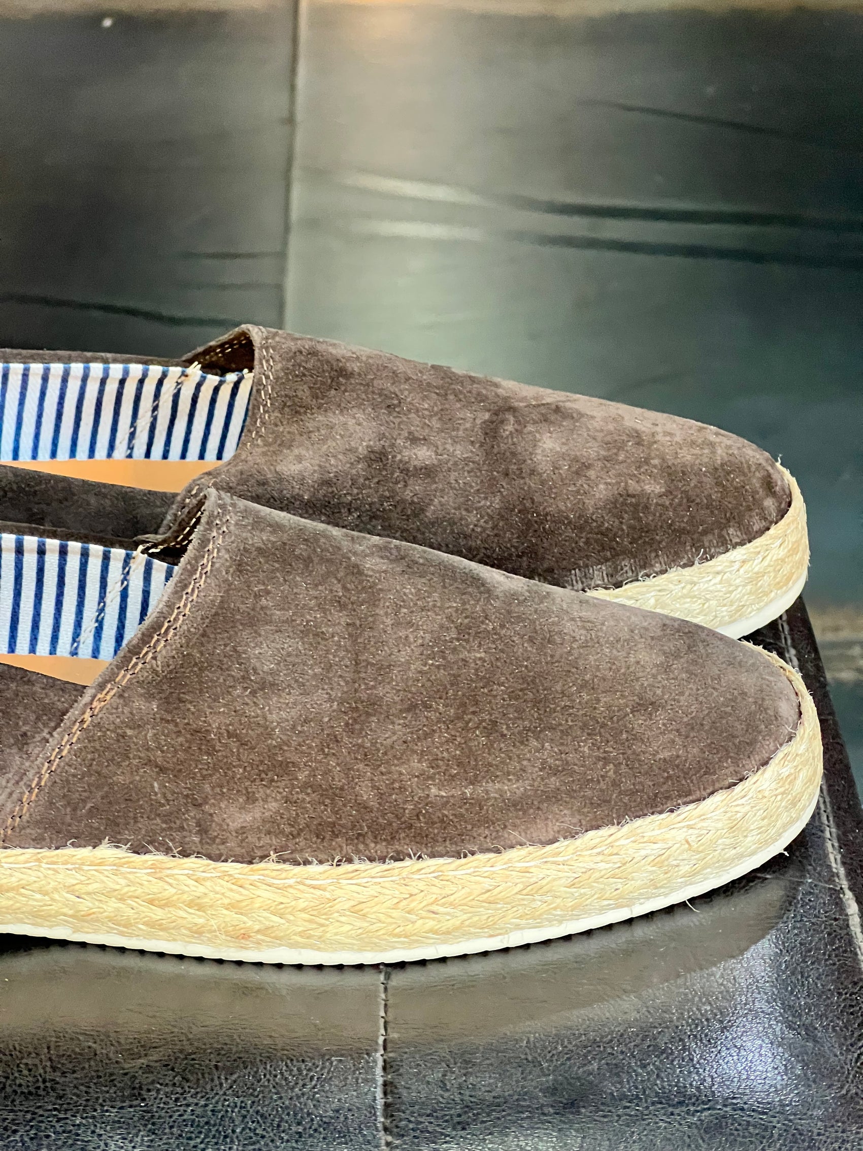 MOCASSINO CAMOSCIO MORO FONDO PAGLIA E GOMMA