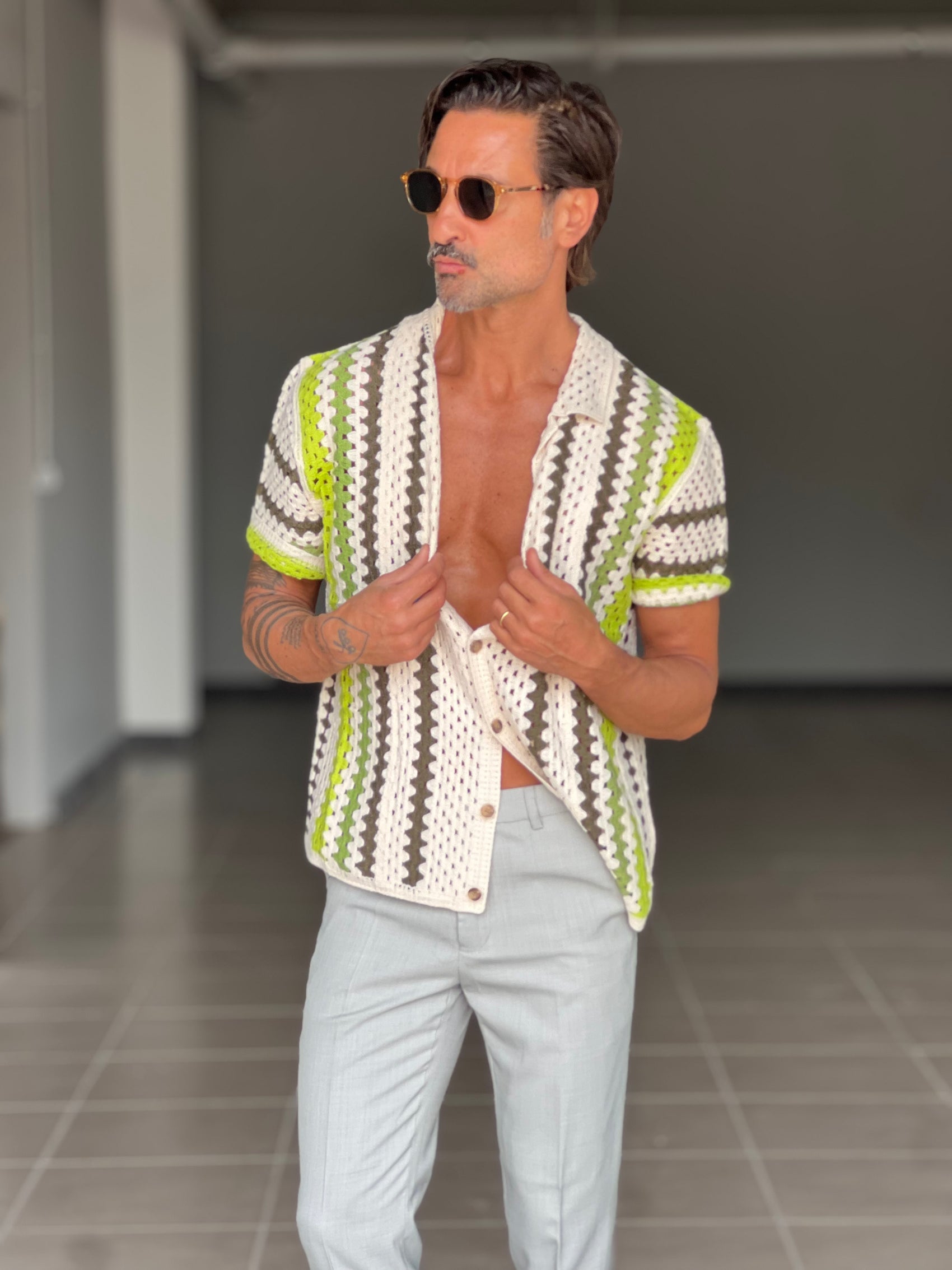 WHITE VISCOSE TROUSERS WITH REGULAR BOTTOM