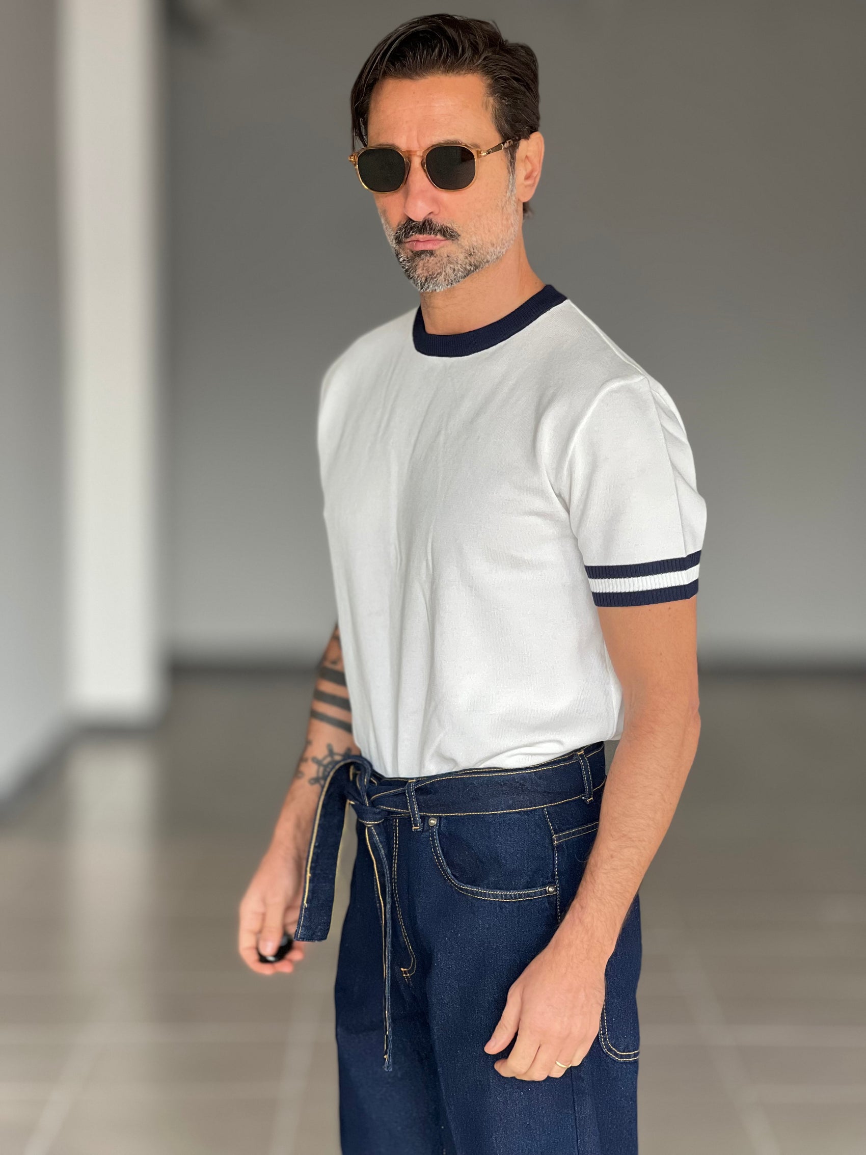 WHITE VISCOSE TROUSERS WITH REGULAR BOTTOM