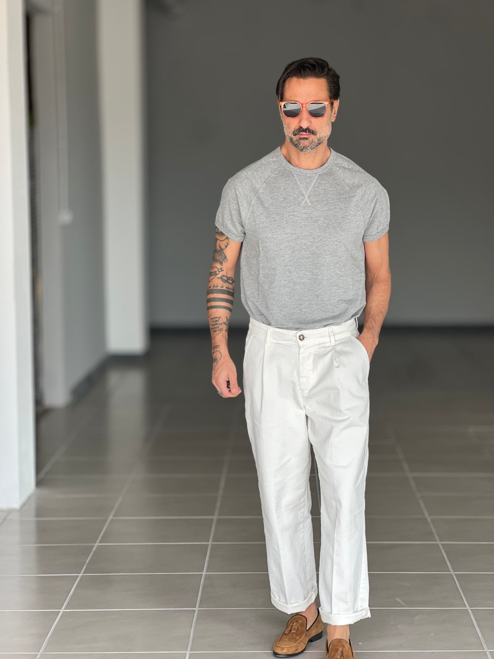 WHITE VISCOSE TROUSERS WITH REGULAR BOTTOM