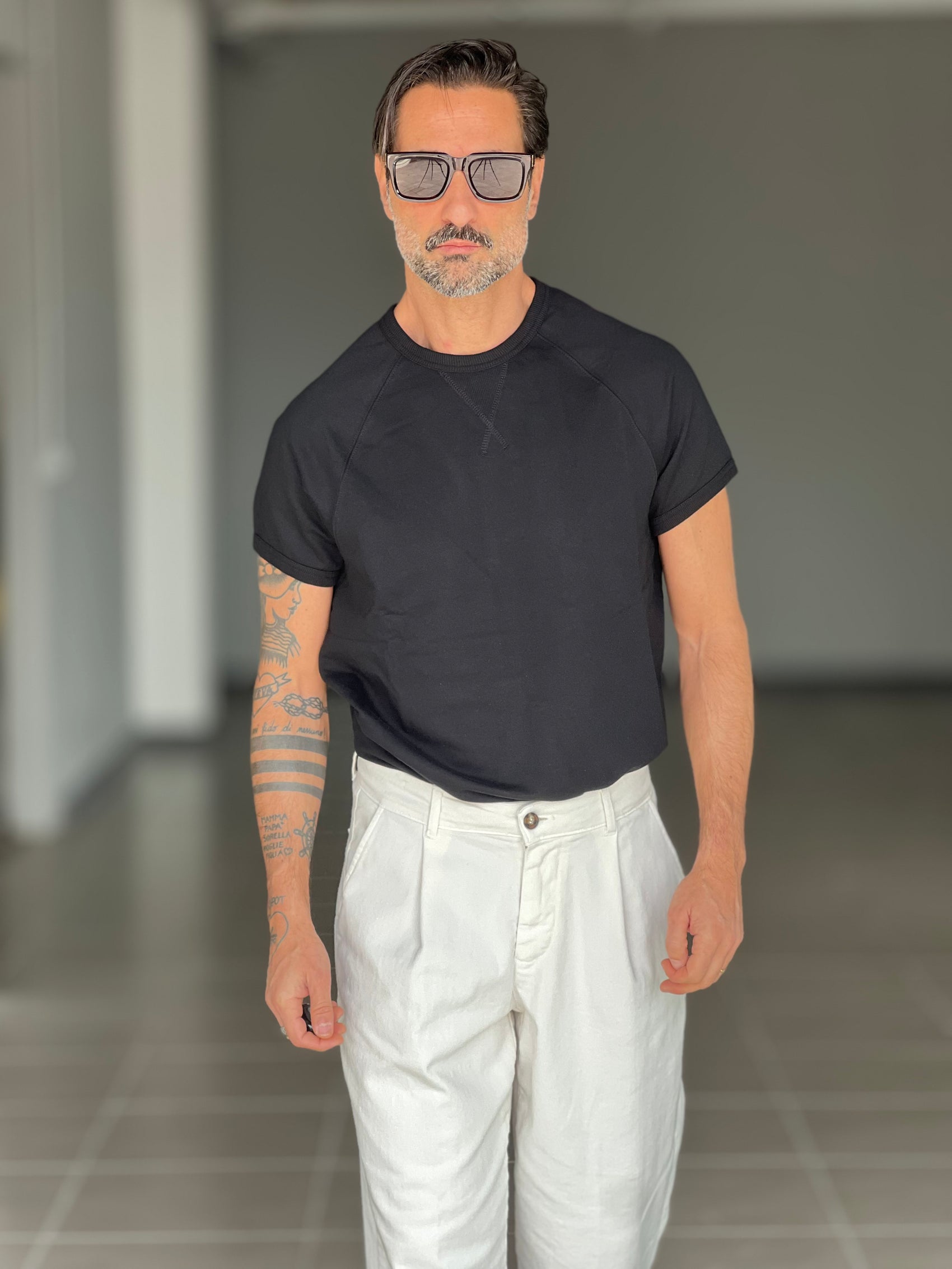 MAGLIA FELPA NERA MEZZA MANICA