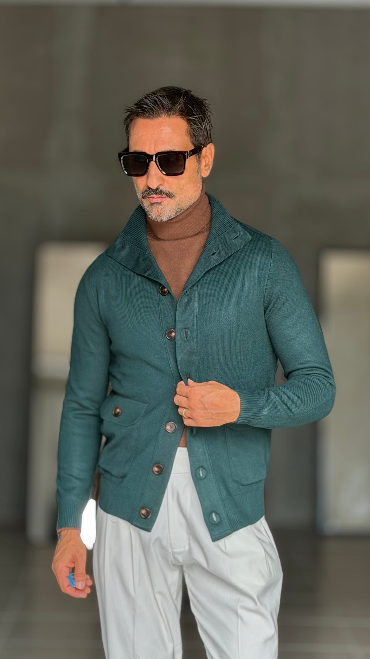 WHITE VISCOSE TROUSERS WITH REGULAR BOTTOM