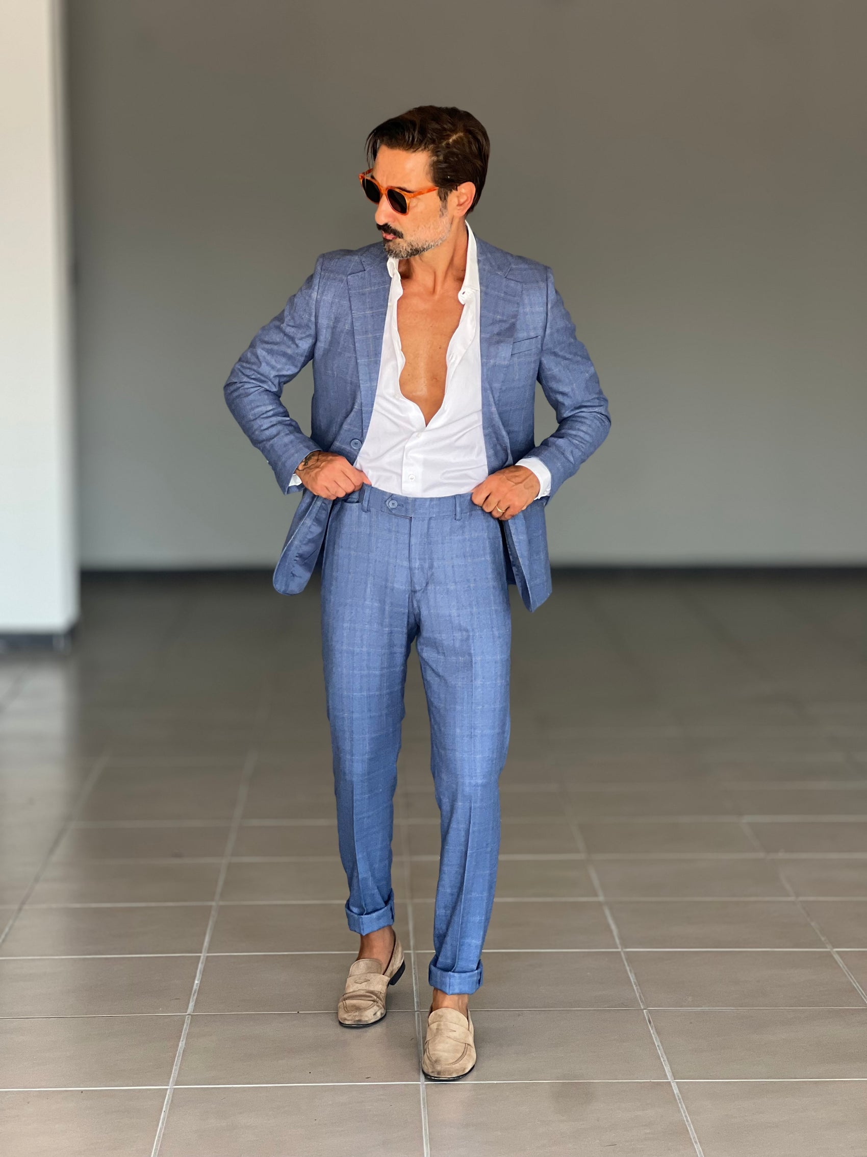 ABITO GALLES CELESTE MONOPETTO