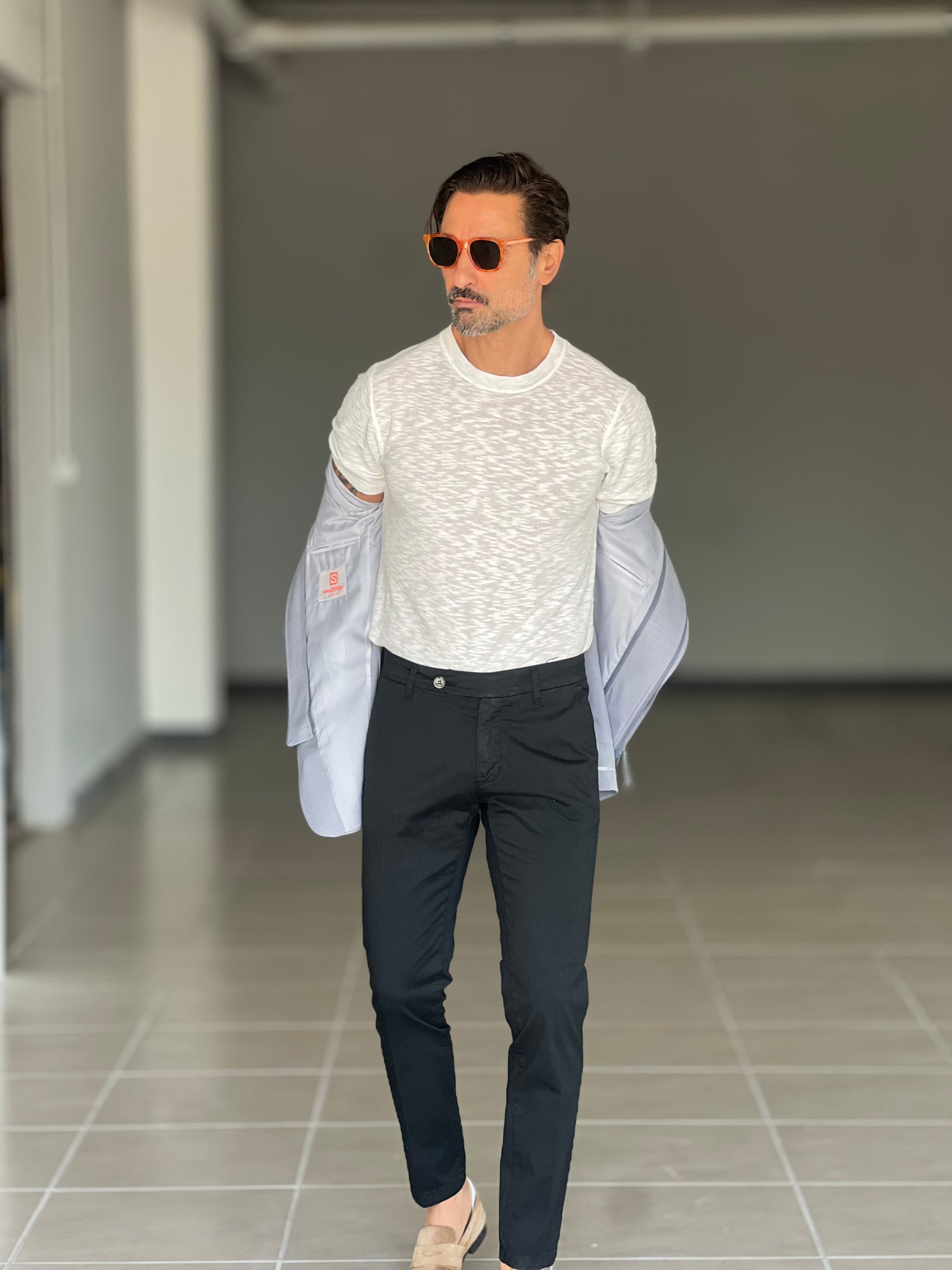BLACK CHAIN ​​VISCOSE TROUSERS