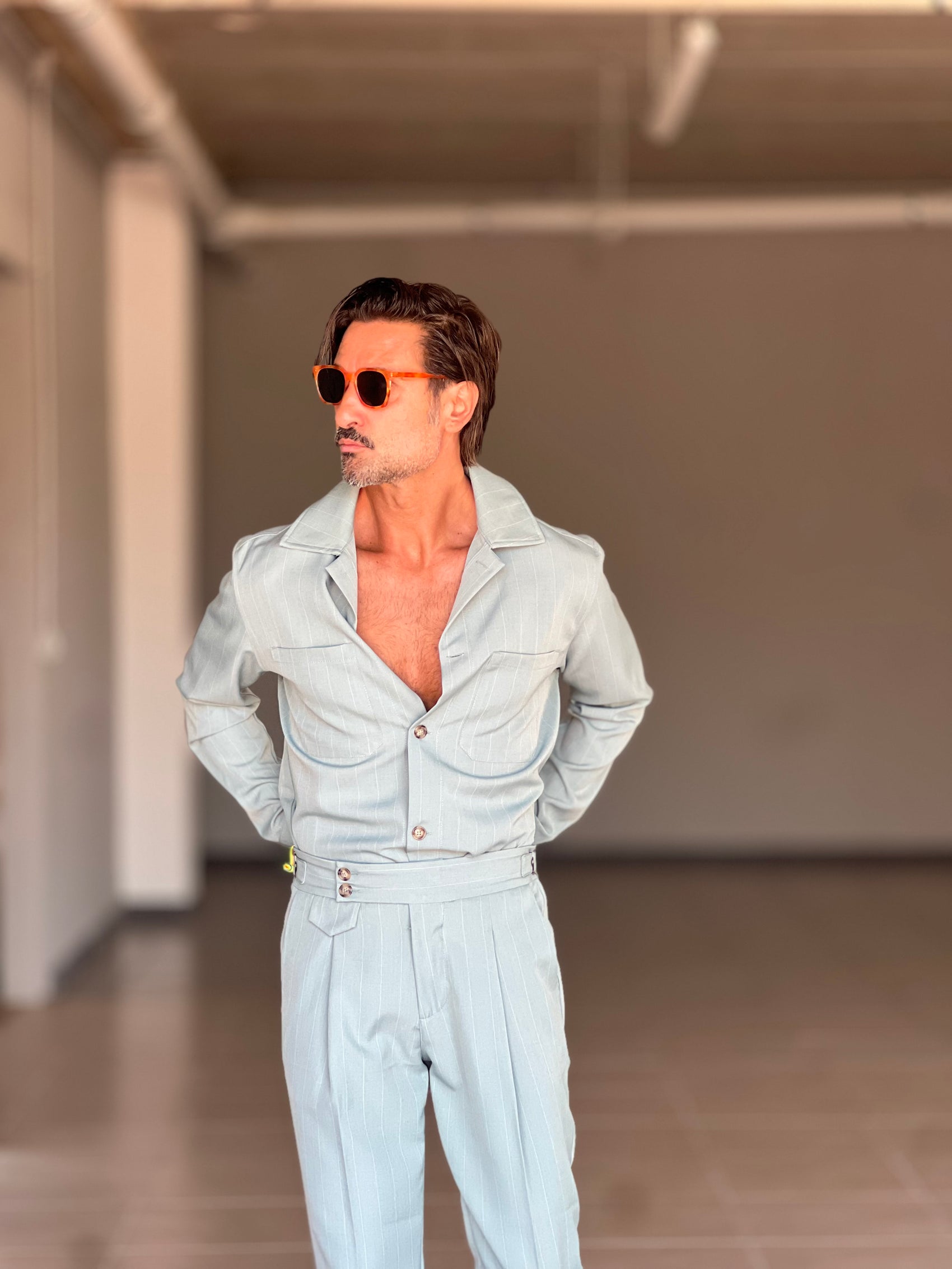 WHITE VISCOSE TROUSERS WITH REGULAR BOTTOM