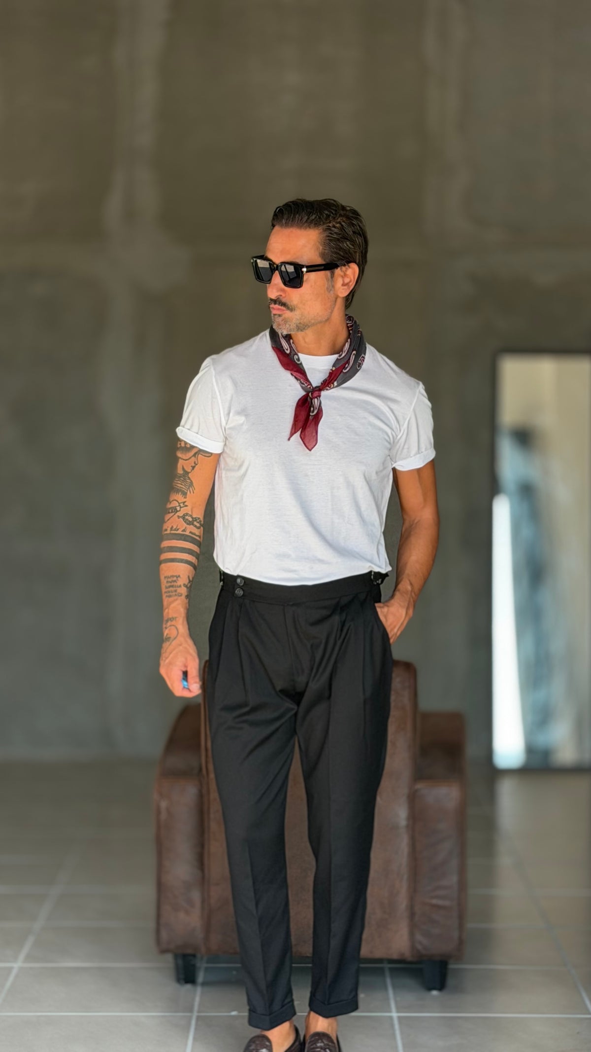 PANTALONE NERO VITA ALTA PINCES VISCOSA  EFFETTO FLANELLA BATTUTA