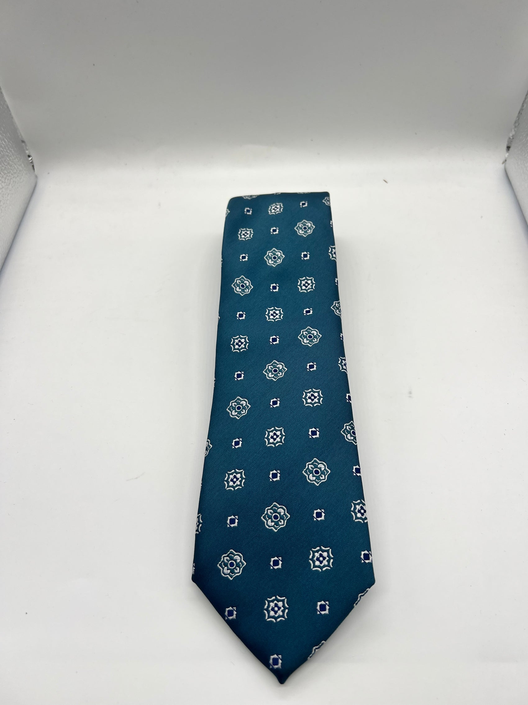 TWELVE TIE
