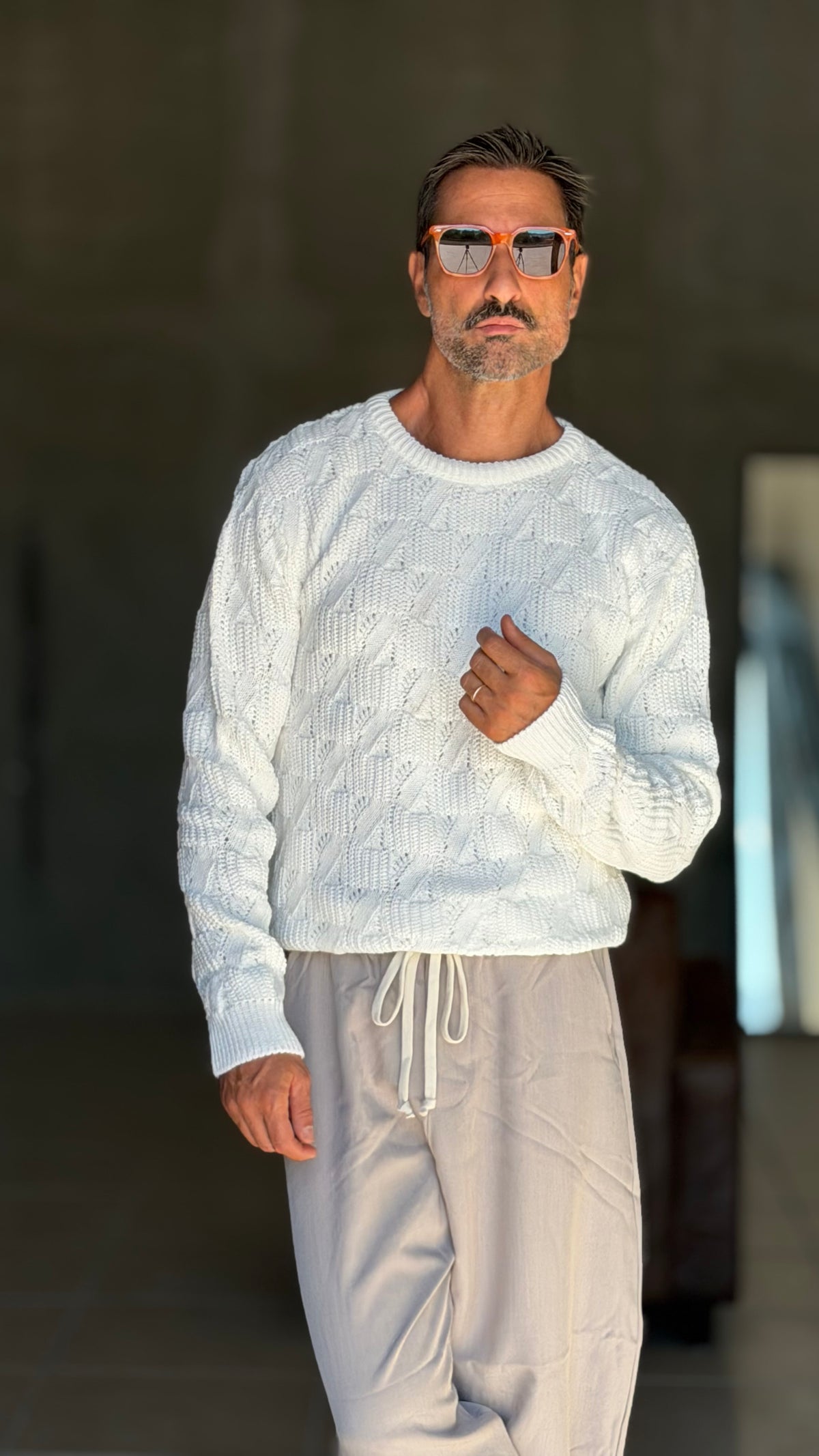 WHITE VISCOSE TROUSERS WITH REGULAR BOTTOM