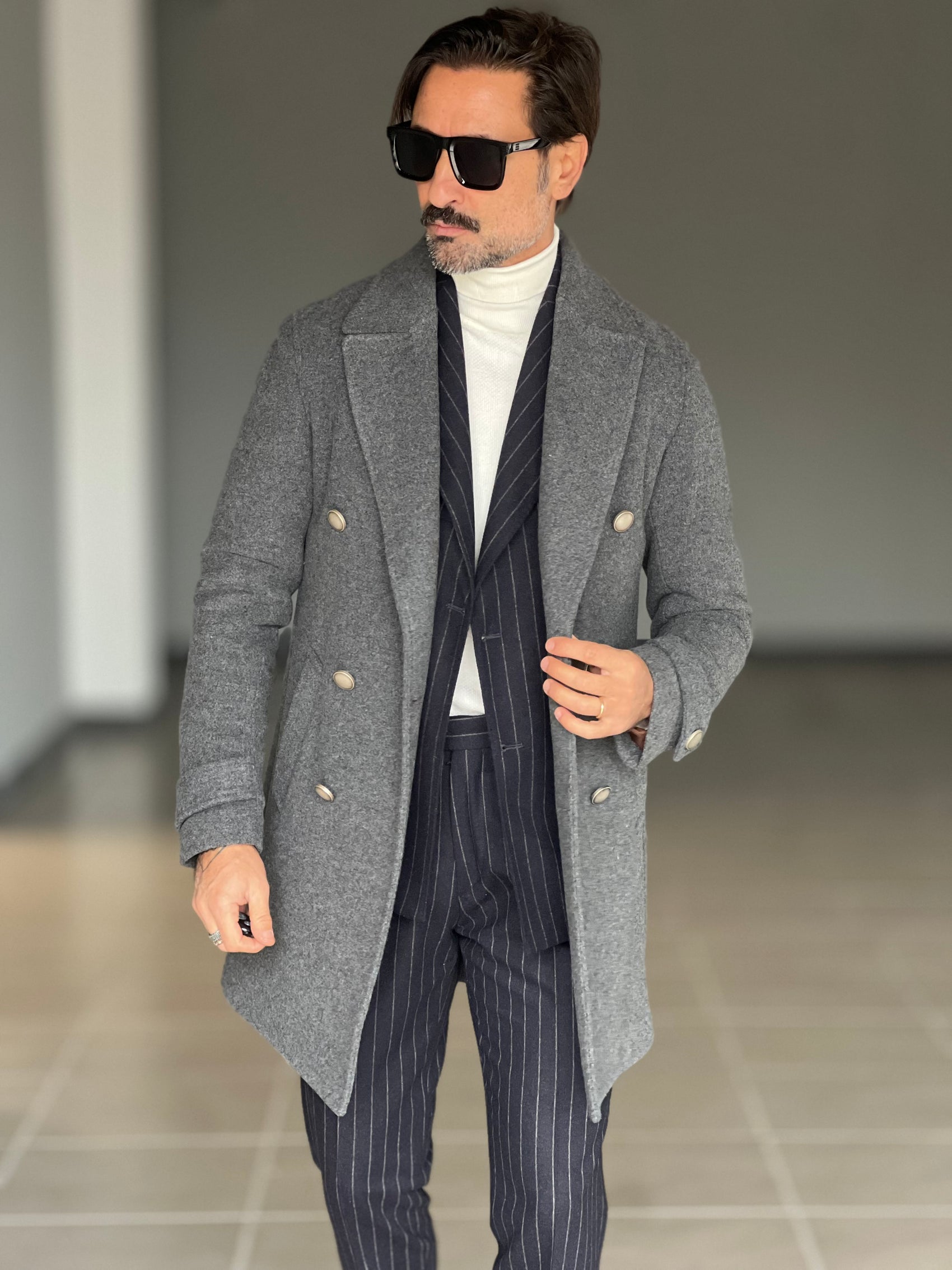 *CAPPOTTO  GRIGIO   DOPPIOPETTO  DOPPIATO LANA E MISTI BOTTONE METALLO