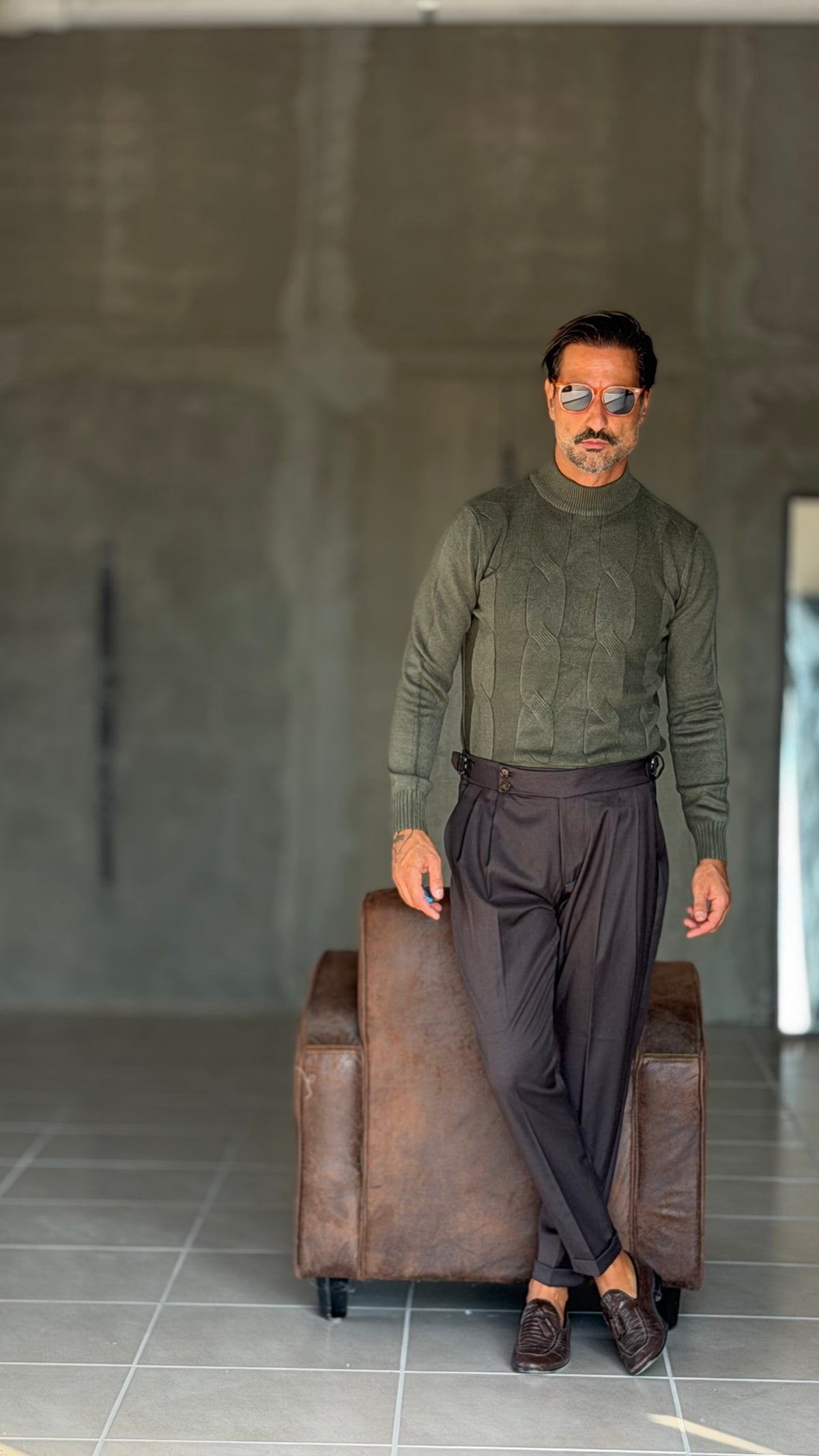 PANTALONE MORO VITA ALTA PINCES VISCOSA  EFFETTO FLANELLA BATTUTA