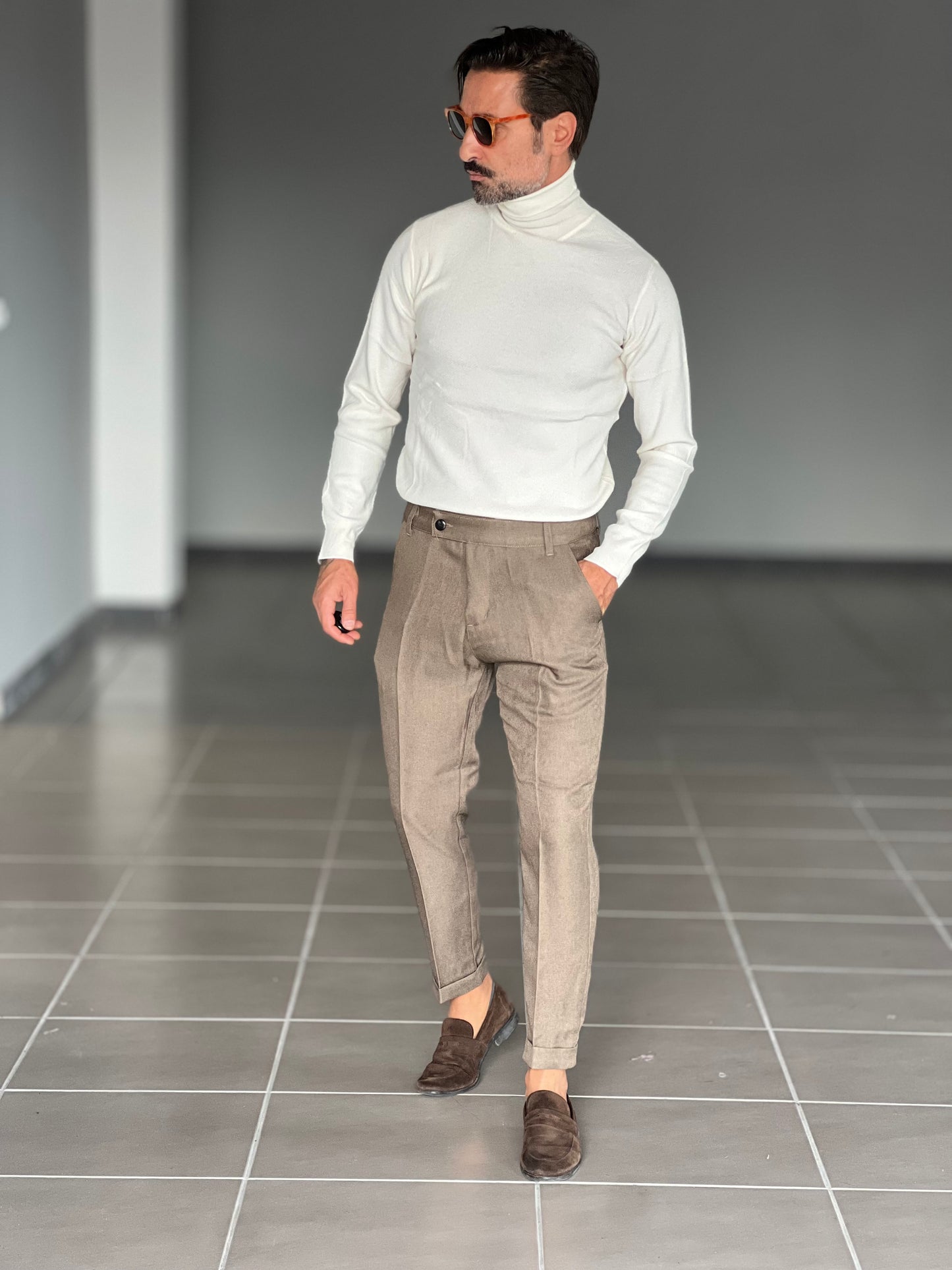 BLACK CHAIN ​​VISCOSE TROUSERS