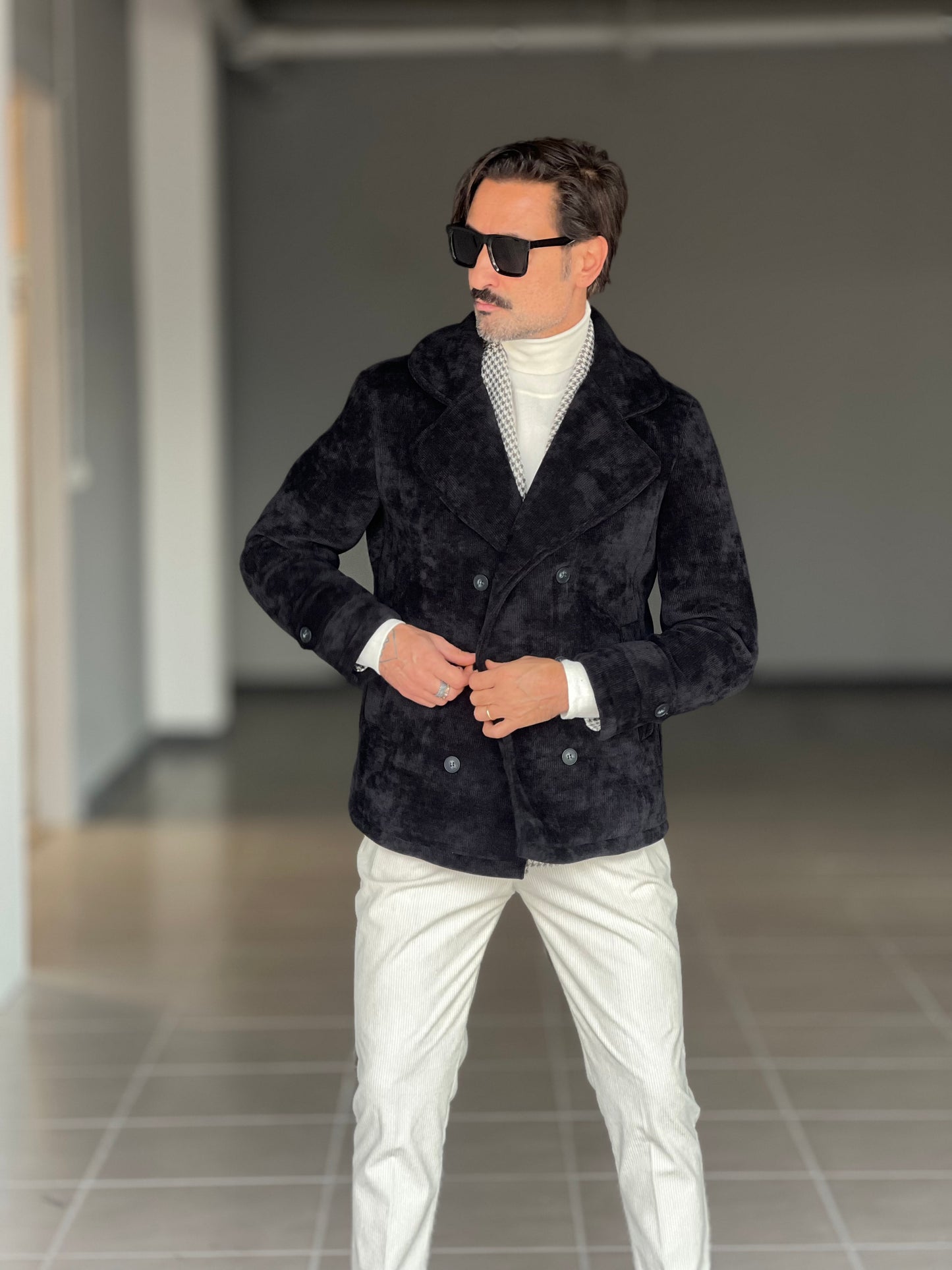 CAPPOTTINO NERO  VELLUTO MILLERIGHE