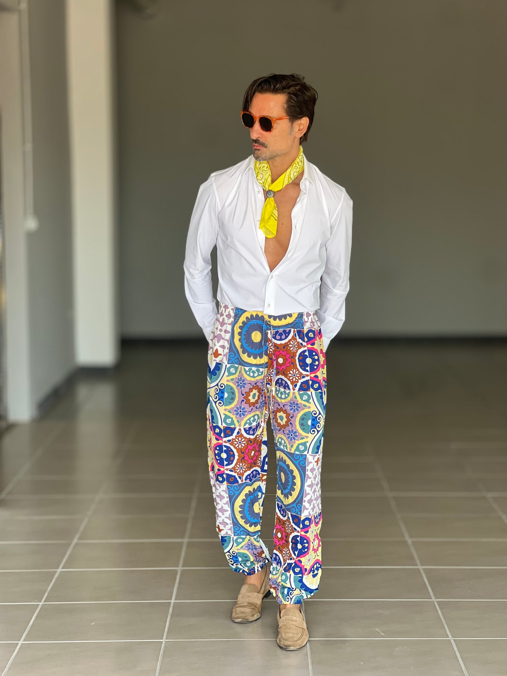 BLACK CHAIN ​​VISCOSE TROUSERS