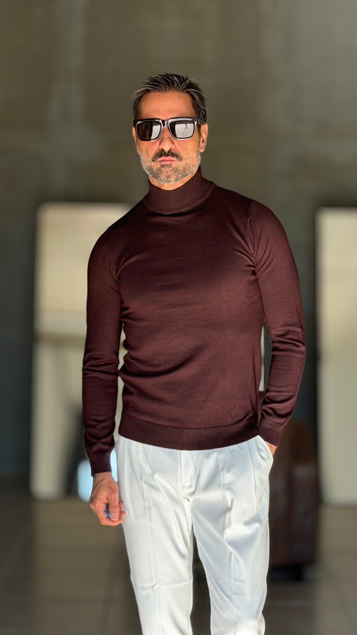 WHITE VISCOSE TROUSERS WITH REGULAR BOTTOM