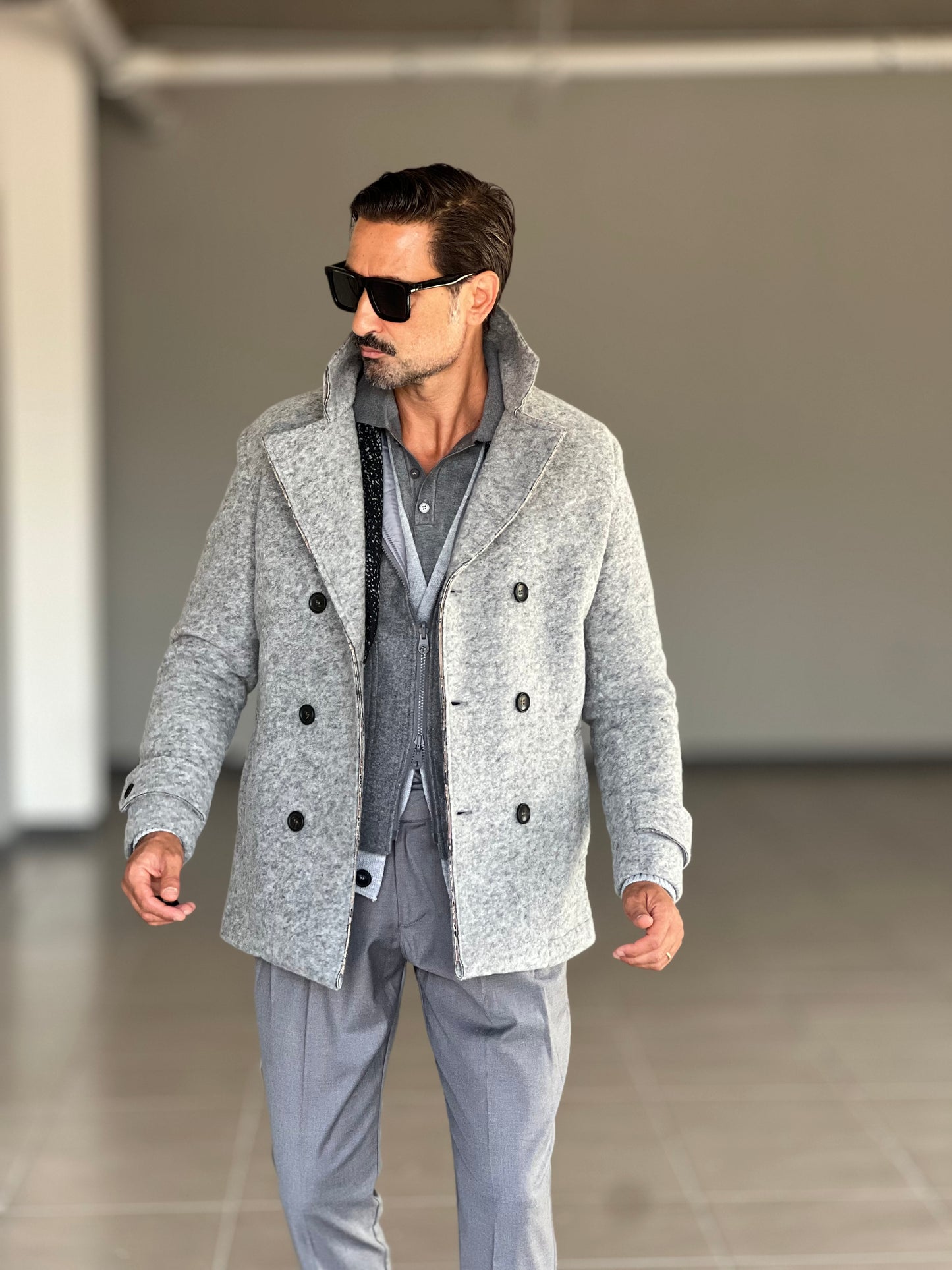 CAPPOTTINO GRIGIO LAVORAZIONE ALPACA TESSUTO LANA E MISTI KOON
