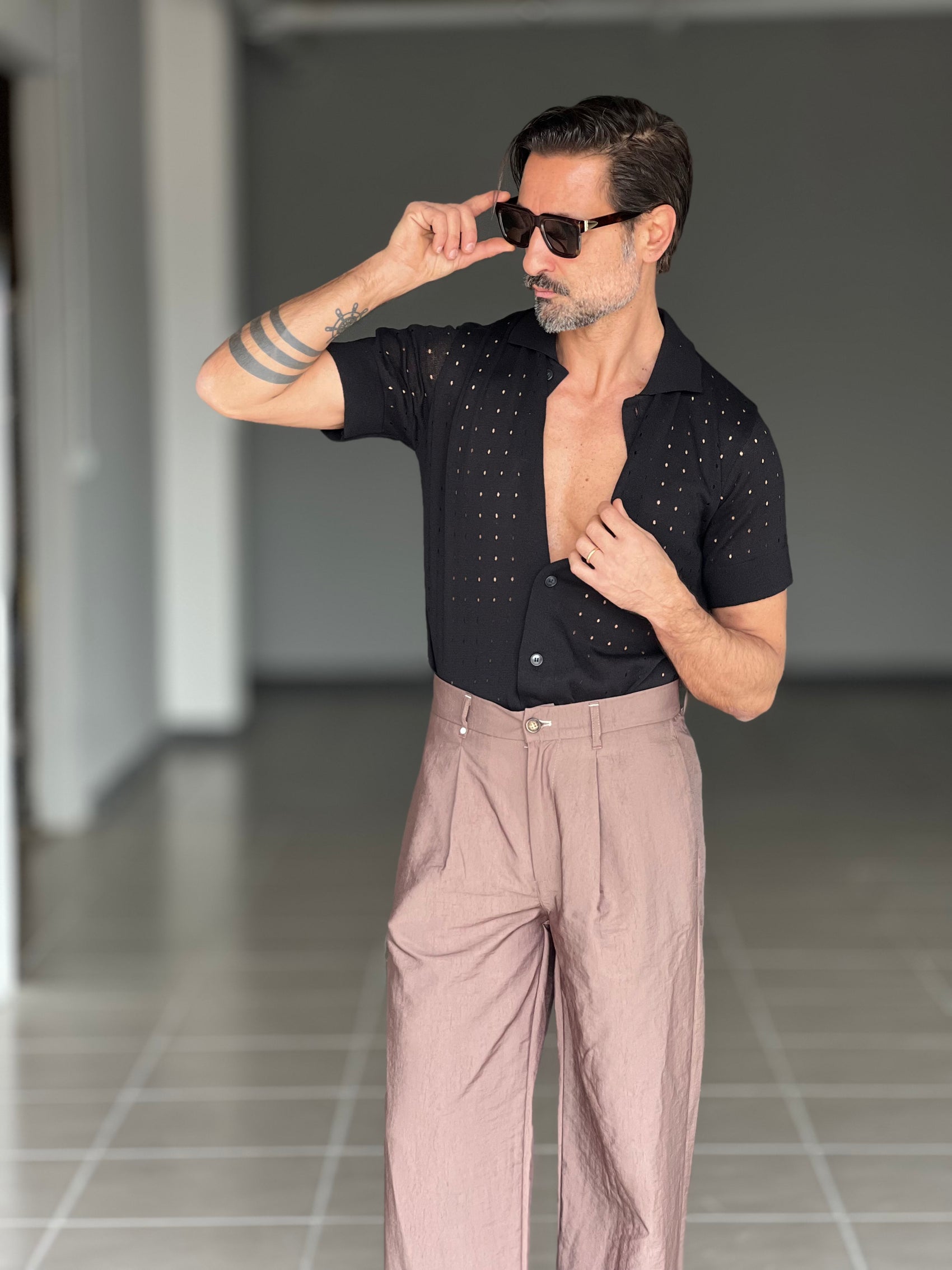 POLO CAMICIA NERA TRAMATURA FORATA BL11