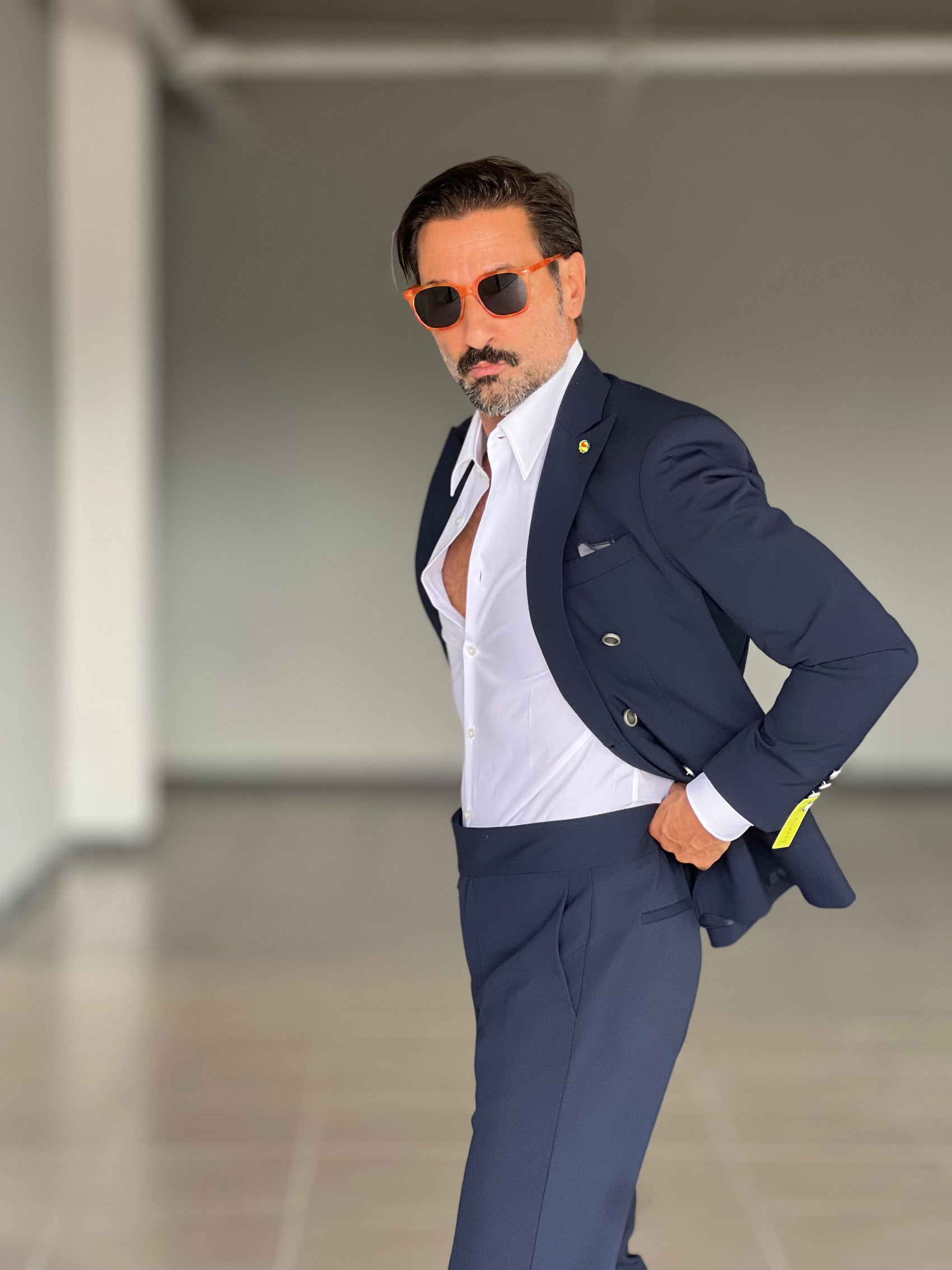 ABITO  BLU NOTTE DOPPIOPETTO BOTTONE METALLO VISCOSA E MISTI