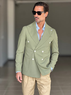 GIACCA VERDE SALVIA DOPPIOPETTO  BOTTONE A CONTRASTO petro'. 0078