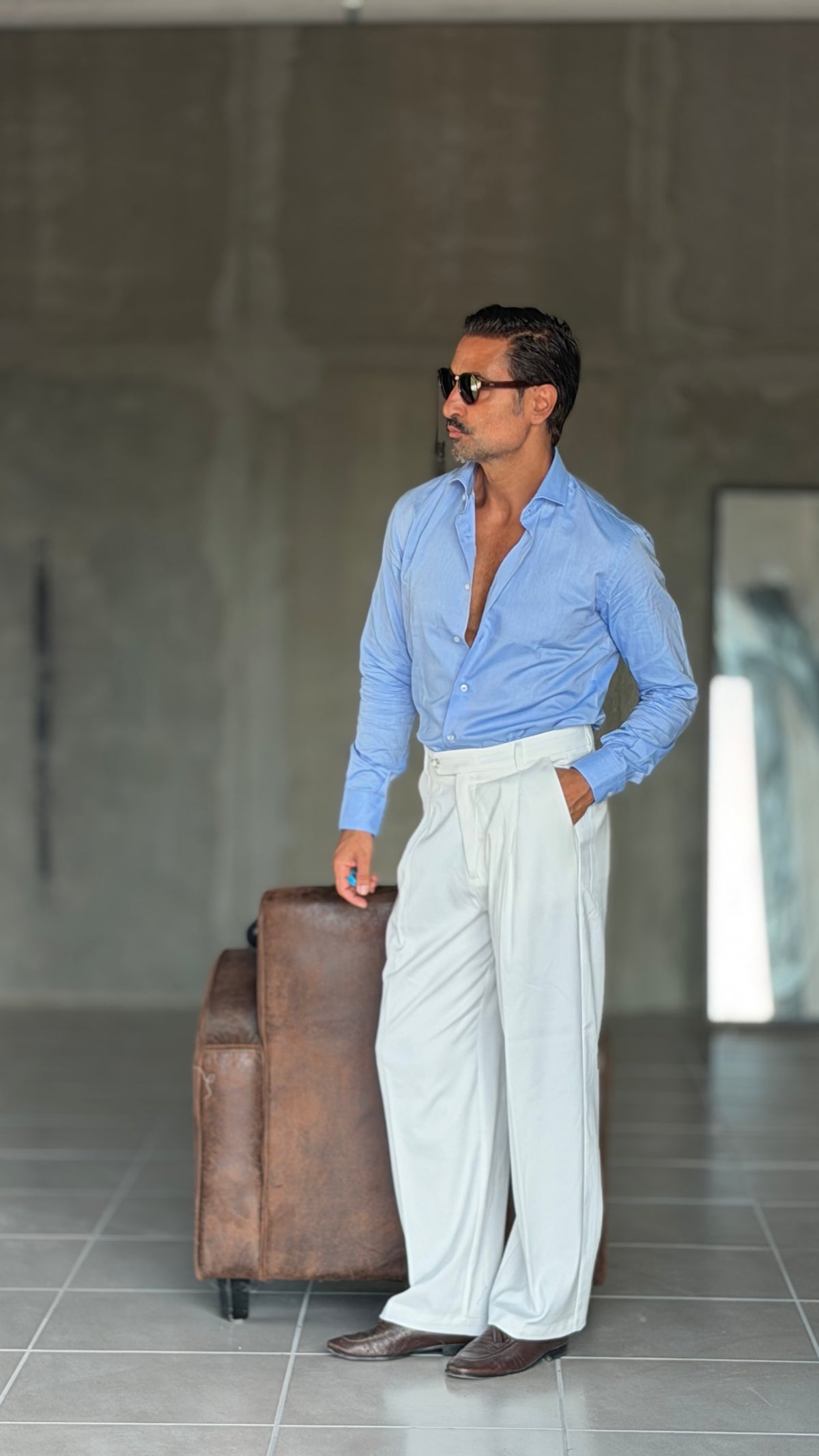 PANTALONE LATTE   PINCES VISCOSA  FONDO AMPIO  EFFETTO FLANELLA BATTUTA