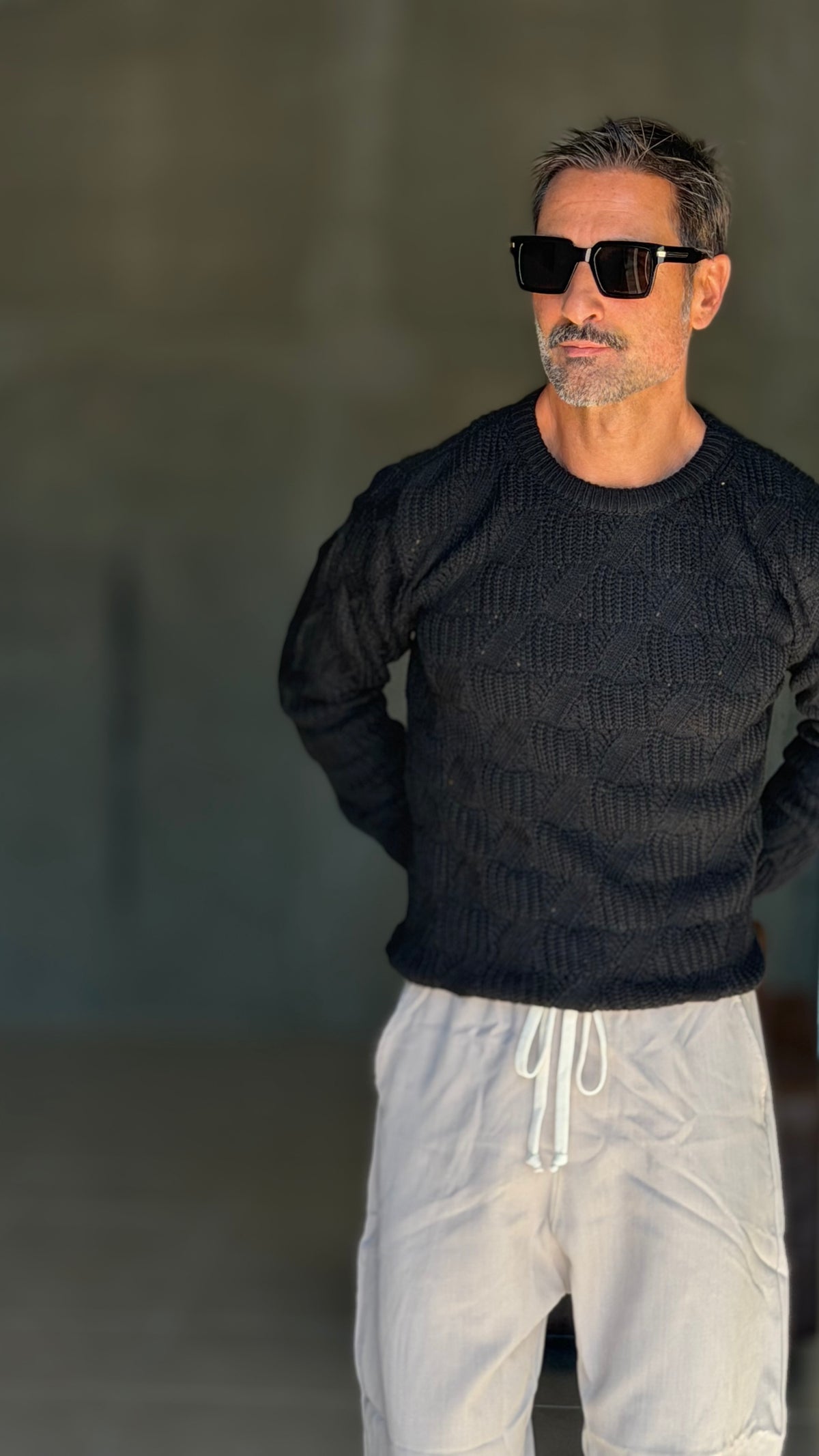 WHITE VISCOSE TROUSERS WITH REGULAR BOTTOM