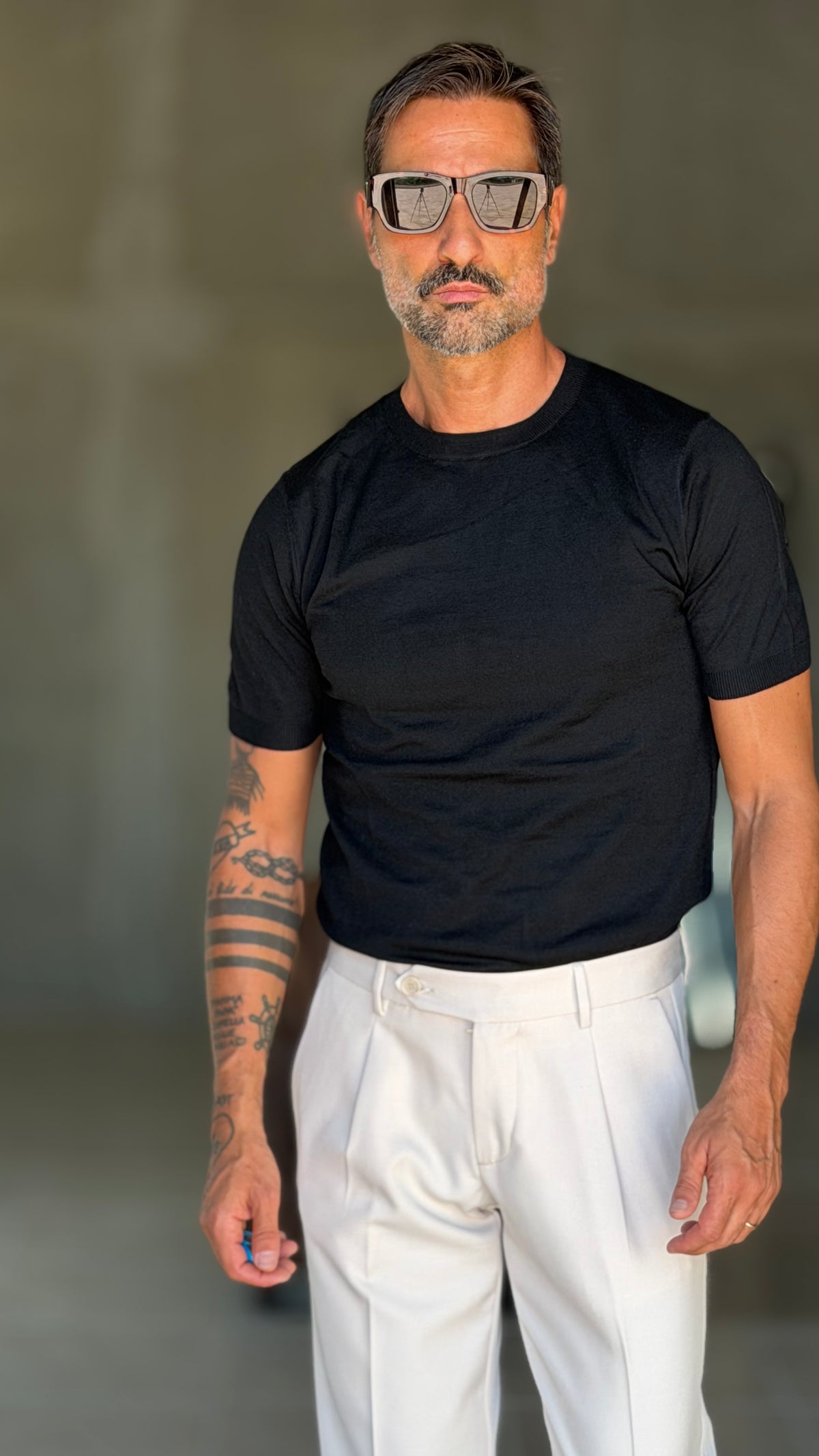 MAGLIA  NERA  TELAMIRA EFFETTO LANA MEZZA MANICA