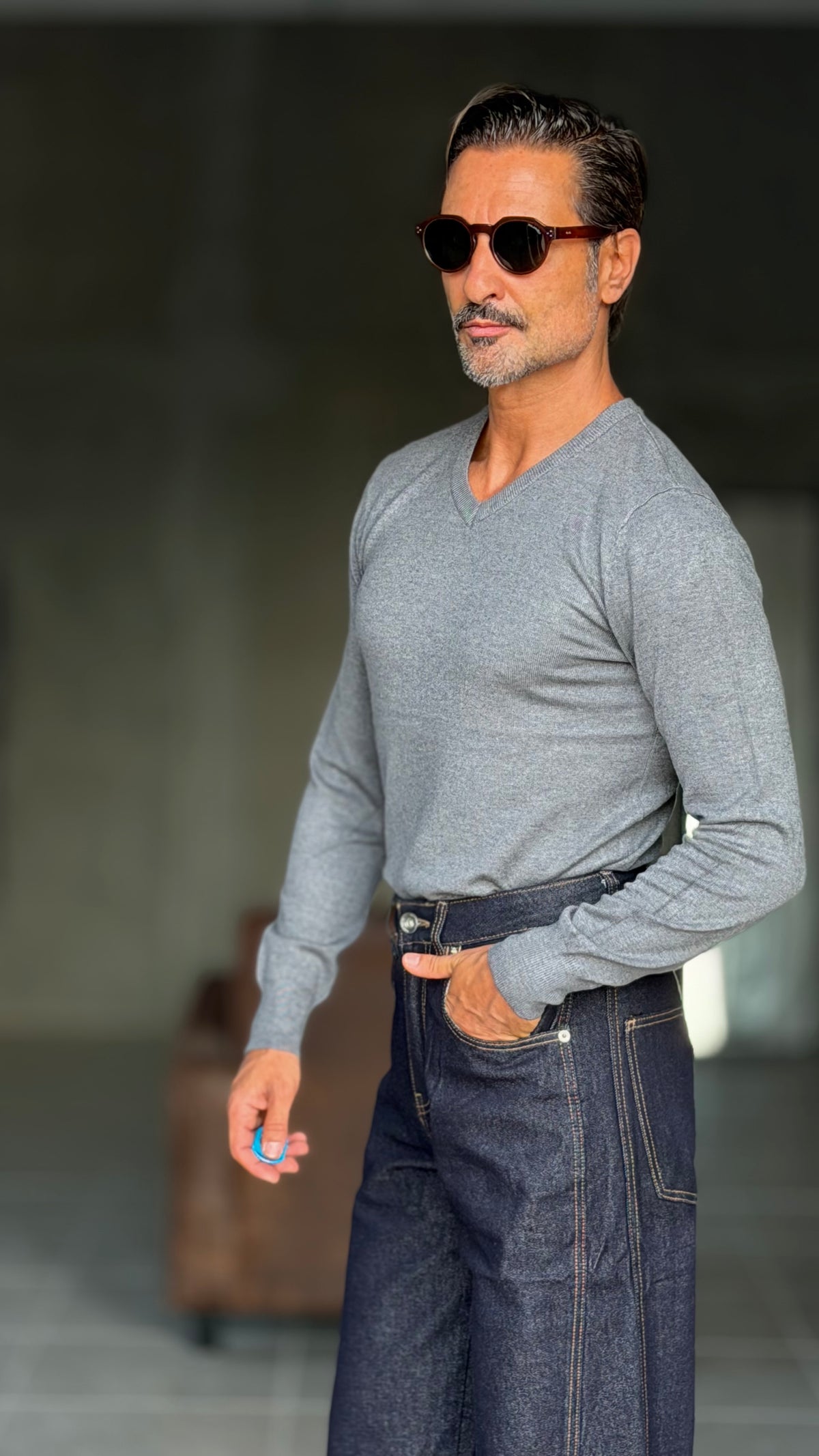 PULLOVER  GRIGIO  SCOLLO V VISCOSA E MISTI