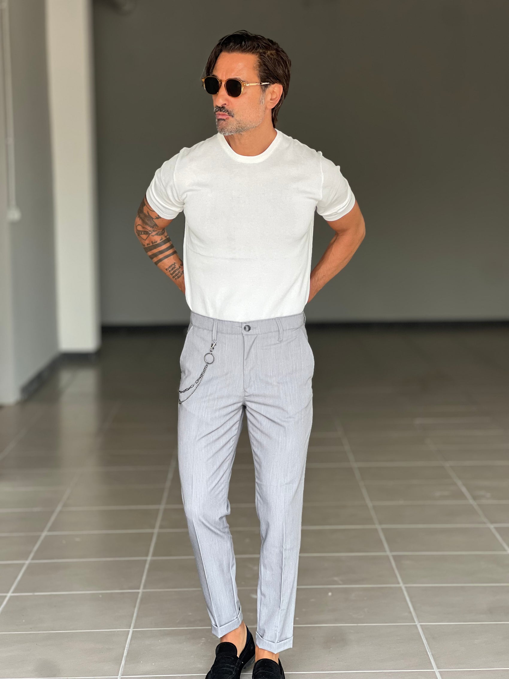 WHITE VISCOSE TROUSERS WITH REGULAR BOTTOM