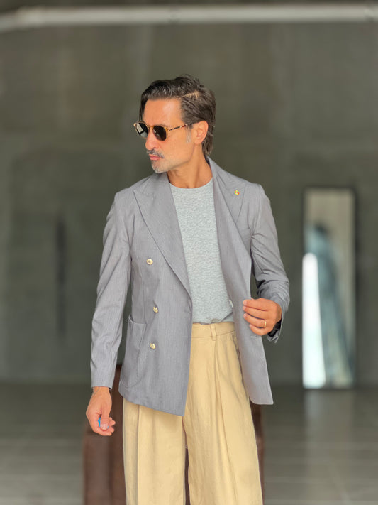 GIACCA DOPPIOPETTO GRIGIA BOTTONE ORO (ABBINABILE AL PANTALONE 00131)