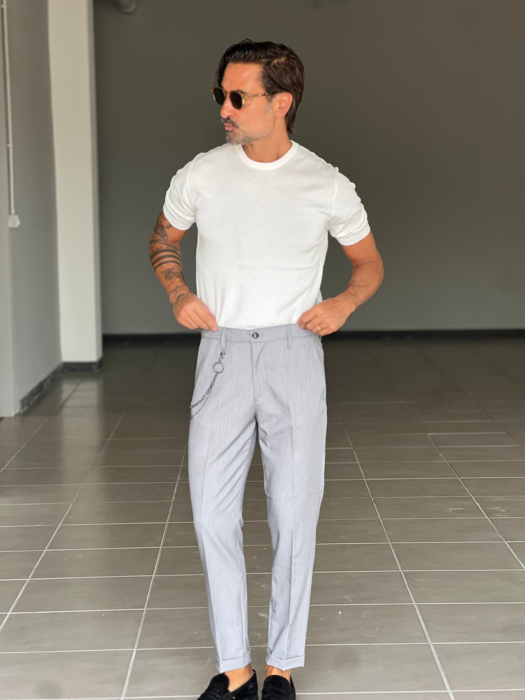 WHITE VISCOSE TROUSERS WITH REGULAR BOTTOM