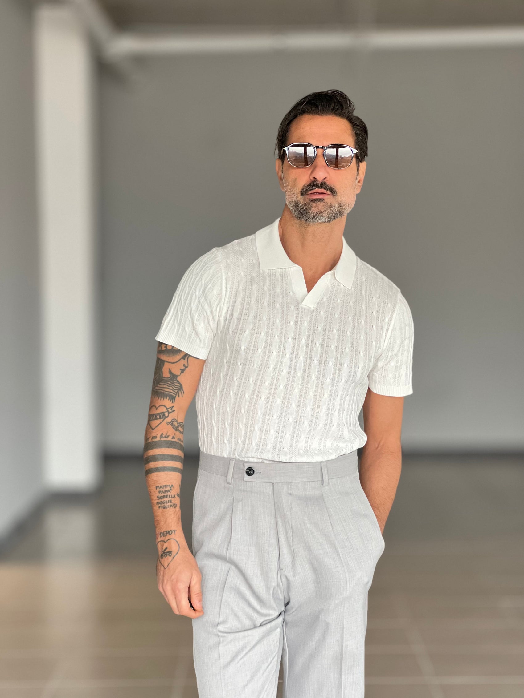 POLO BIANCA OPERATA COLLO AMERICANO