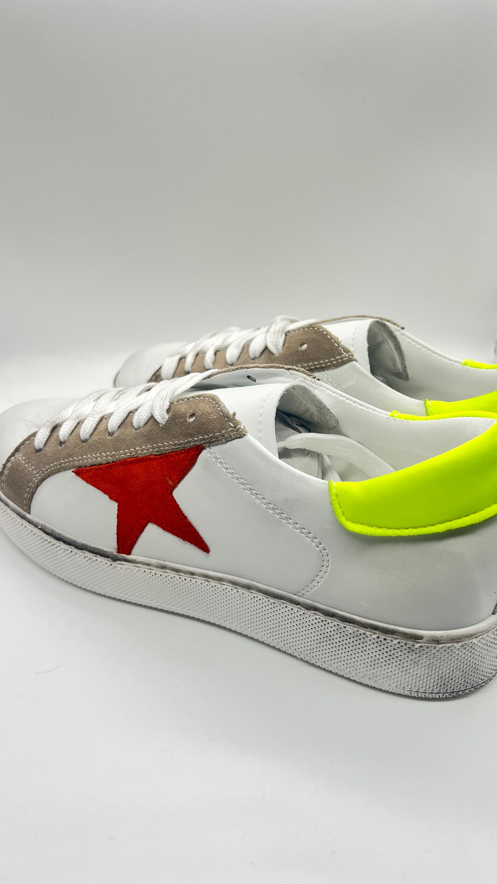 LEATHER AND SUEDE SNEAKERS WITH YELLOW CAP