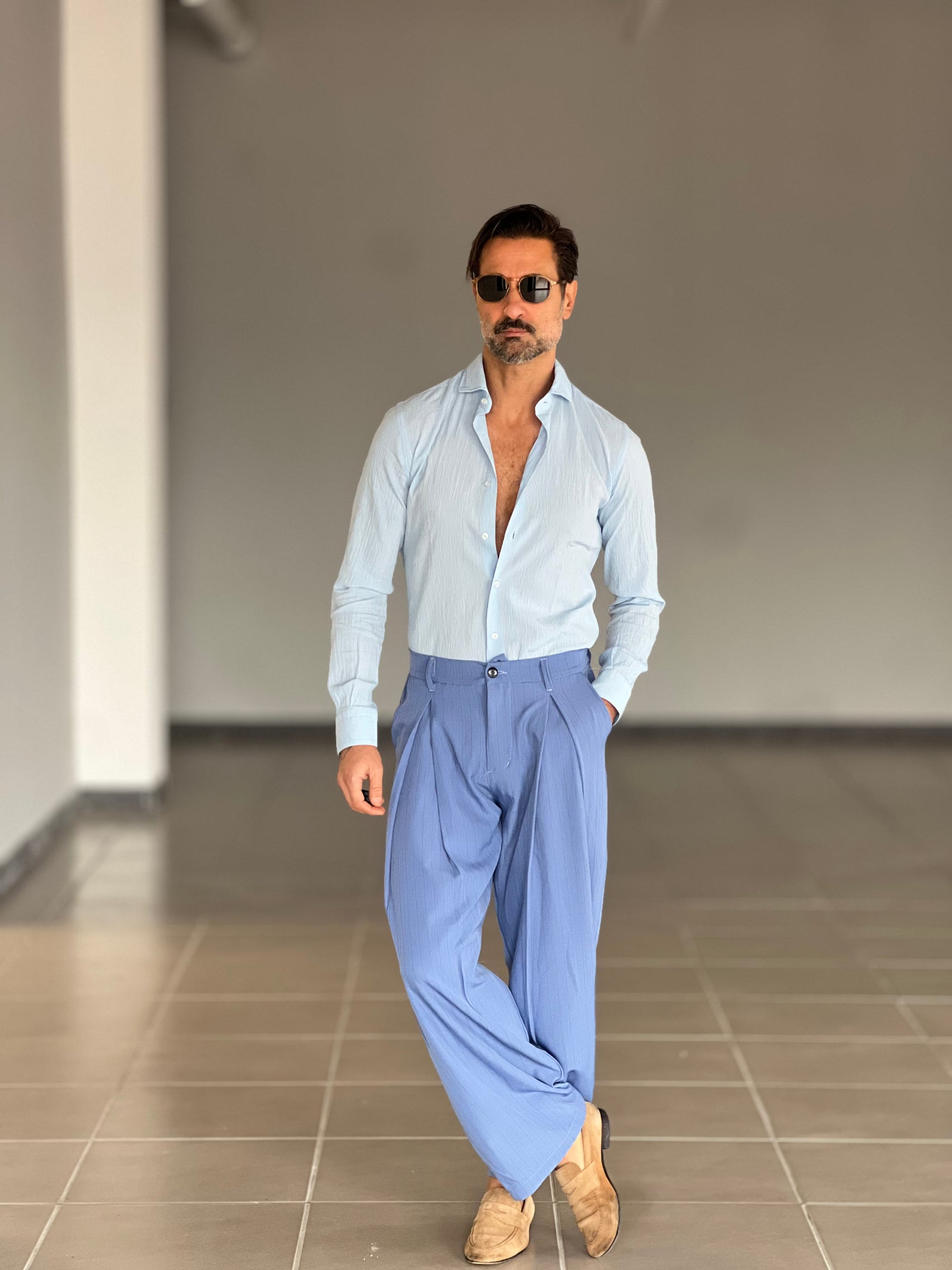 WHITE VISCOSE TROUSERS WITH REGULAR BOTTOM