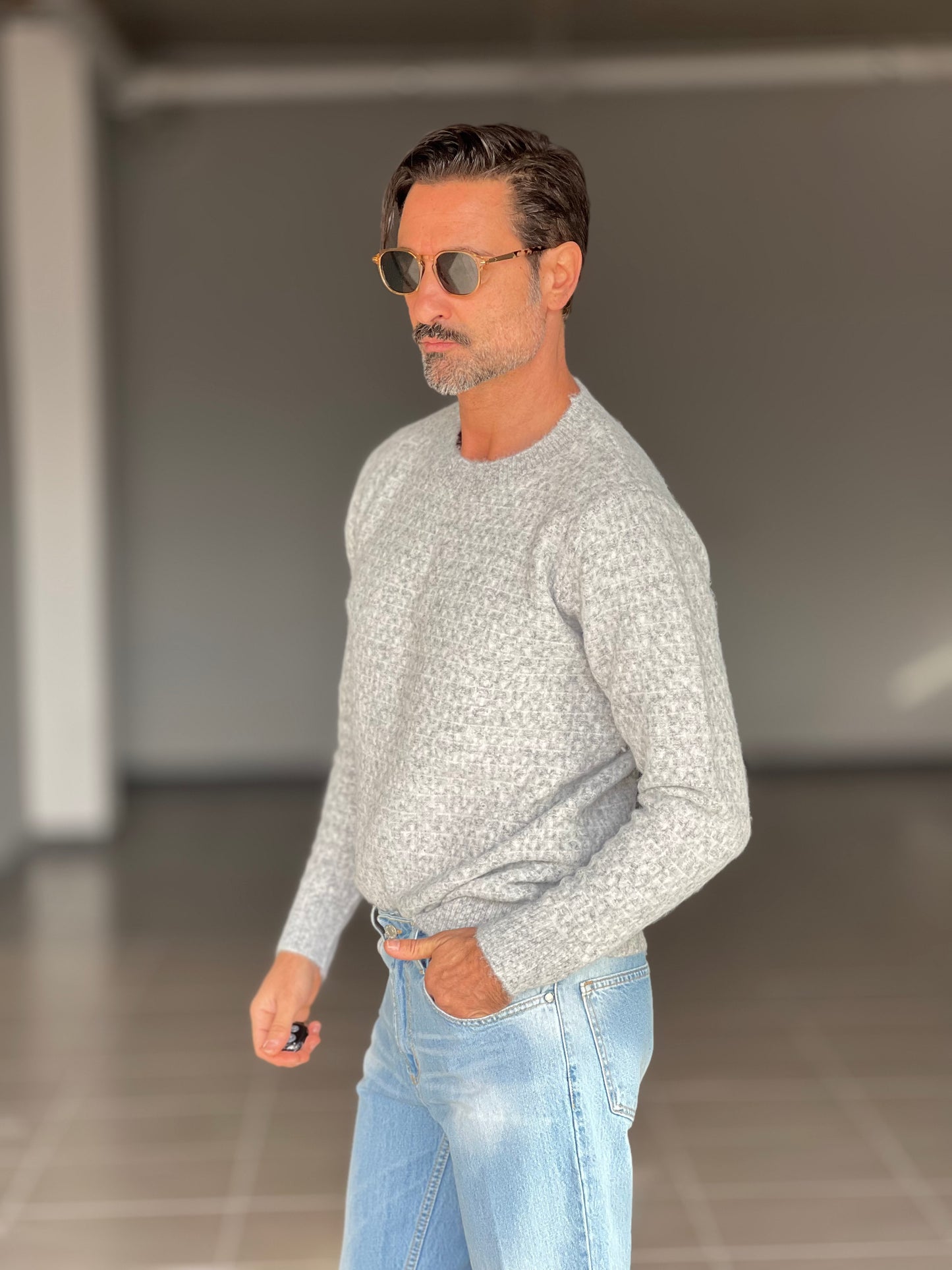 MAGLIA GIRO GRIGIA MICROFANTASIA MISTO LANA