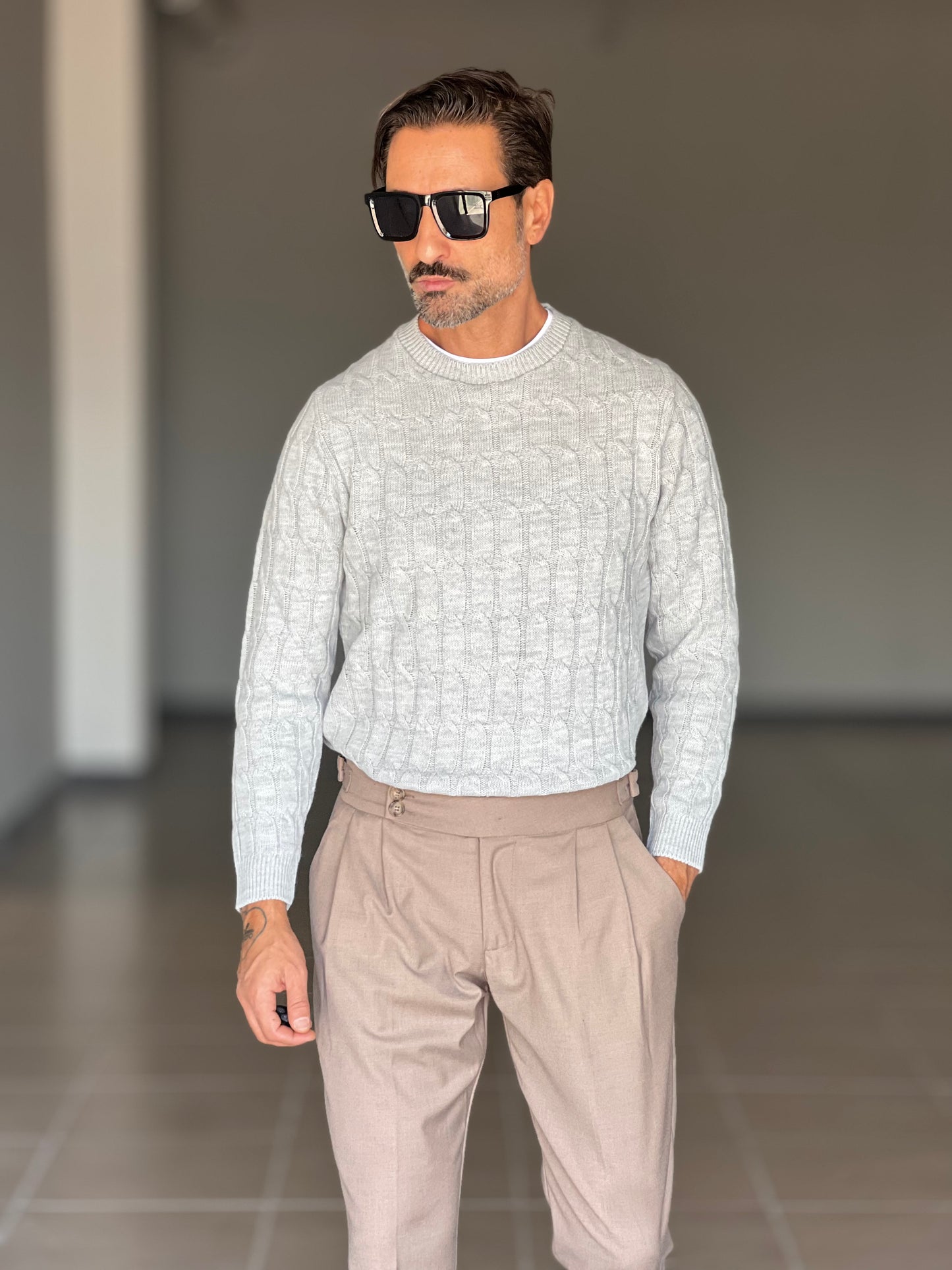 BLUE THREAD COTTON CREW NECK SWEATER