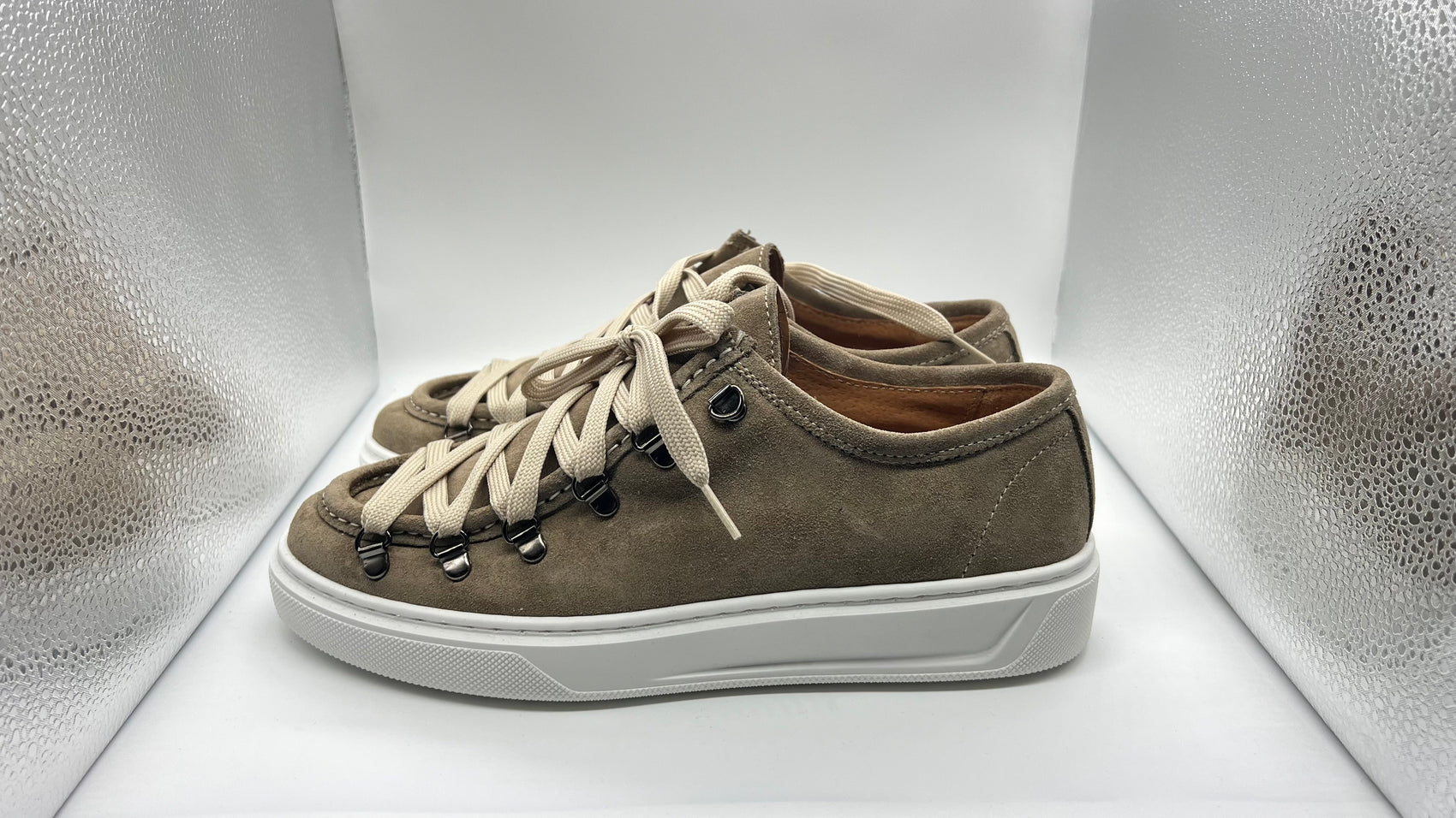 LEATHER AND SUEDE SNEAKERS WITH YELLOW CAP