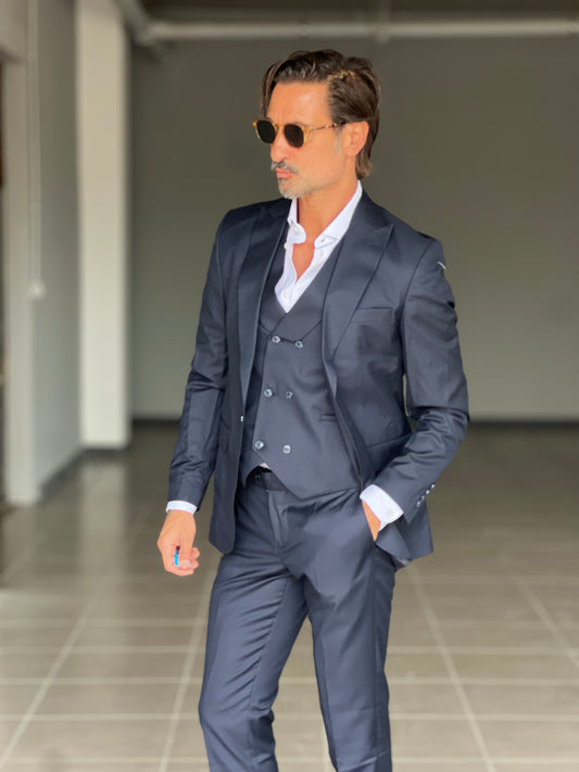 ABITO BLU  MONOPETTO  3 PEZZI GILET