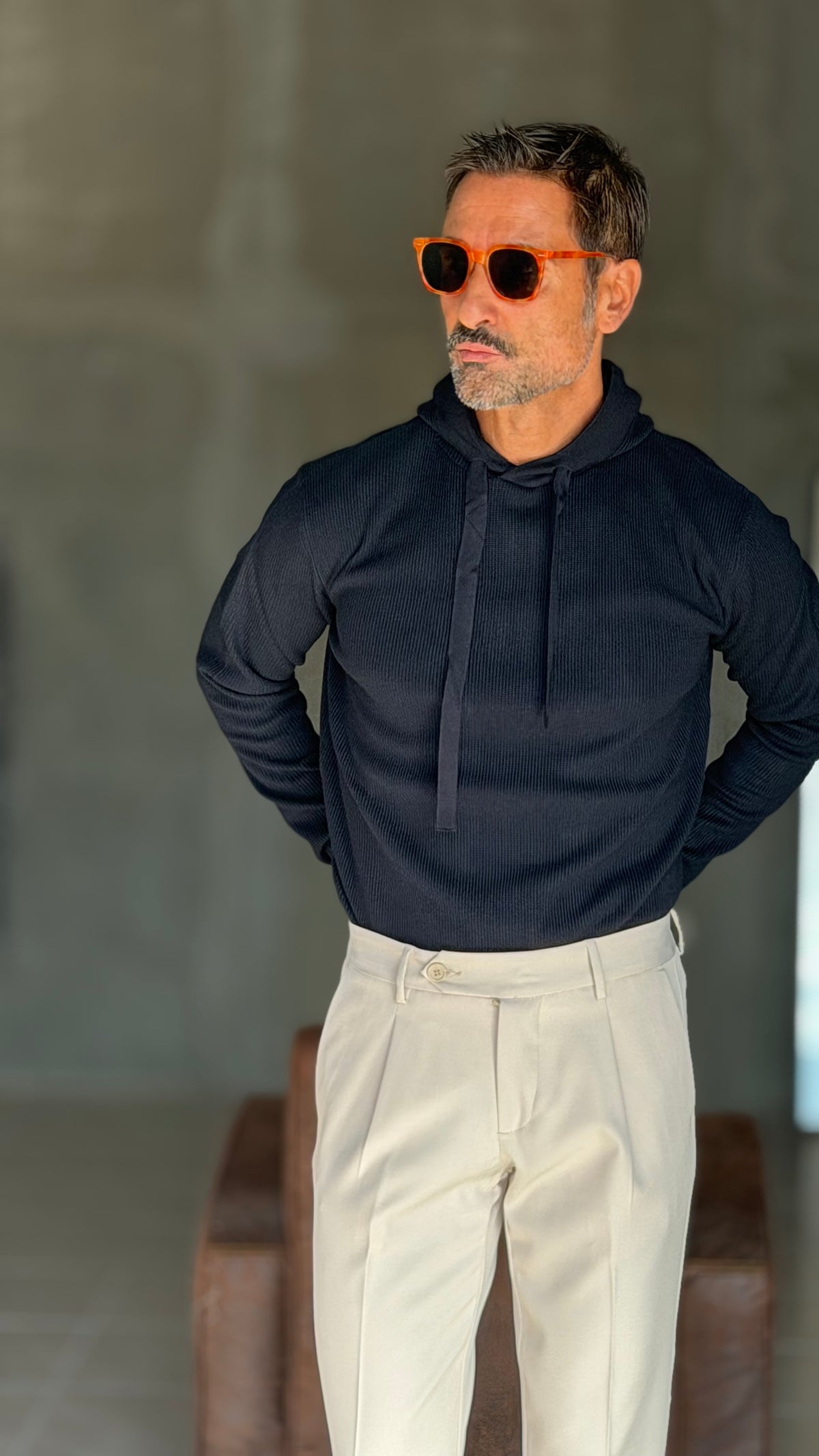 WHITE VISCOSE TROUSERS WITH REGULAR BOTTOM
