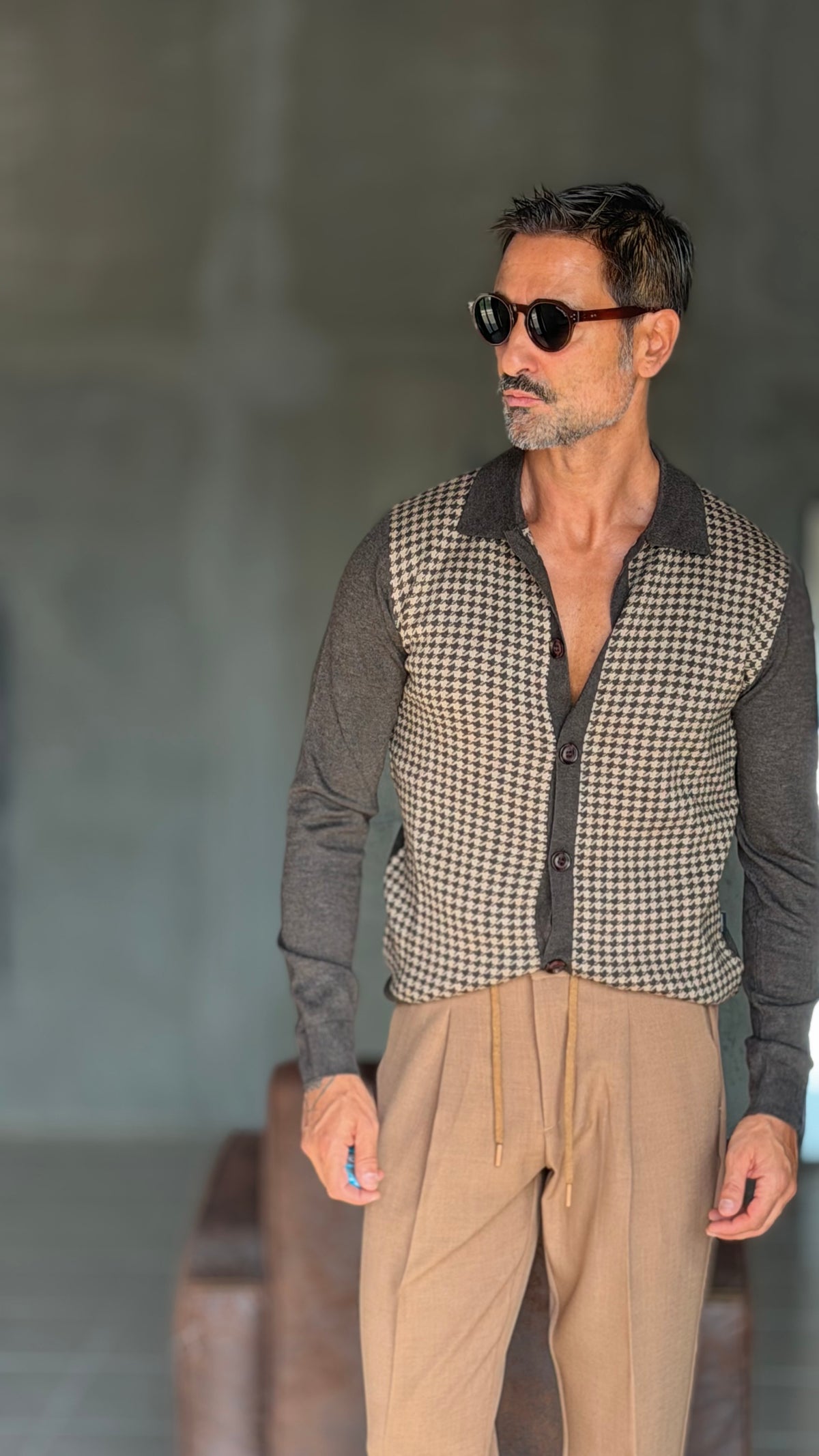 WHITE VISCOSE TROUSERS WITH REGULAR BOTTOM