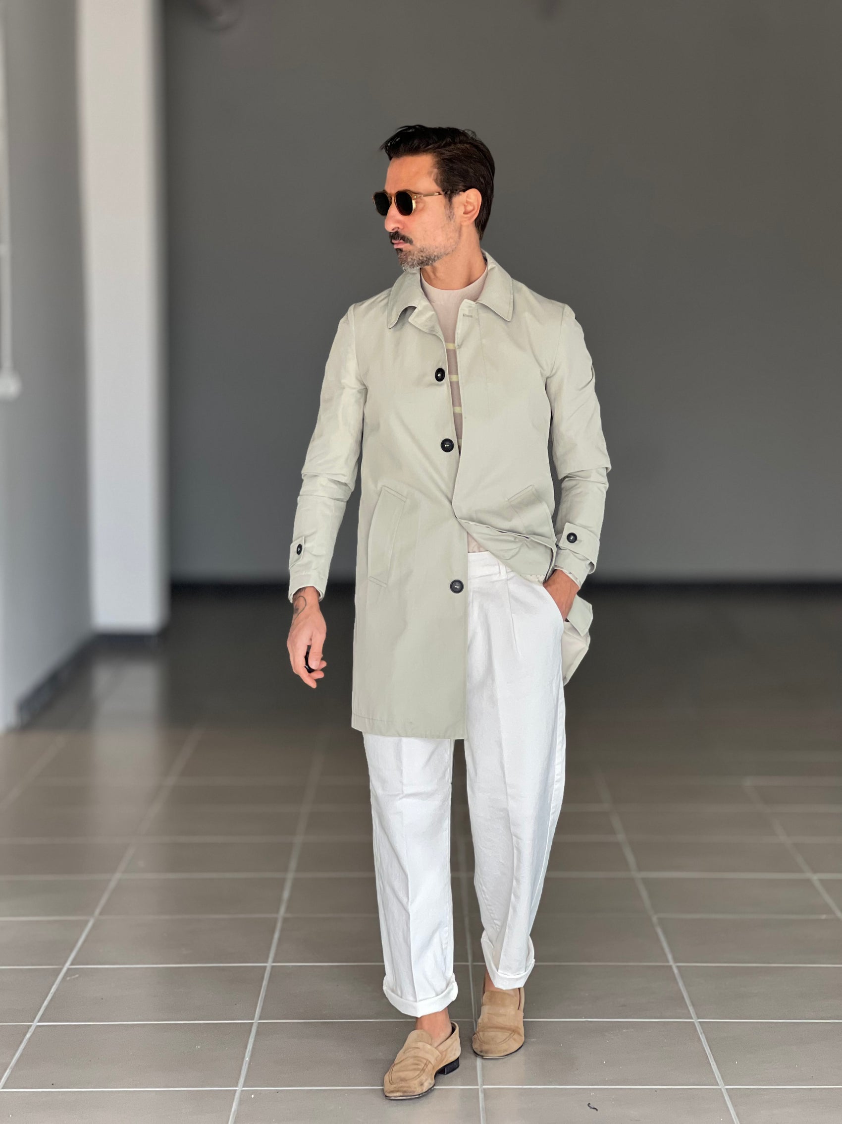 TRENCH BEIGE TESSUTO TECNICO IMPERMIABILE COLLO CAMICIA