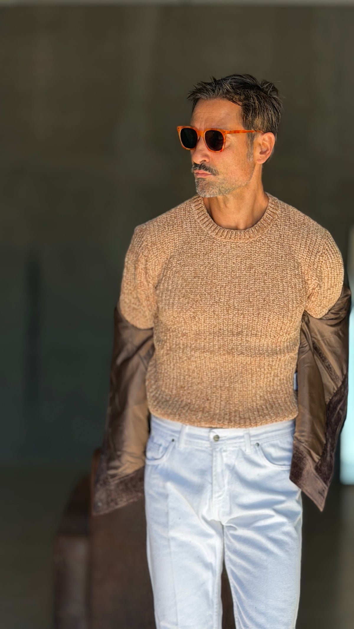 WHITE VISCOSE TROUSERS WITH REGULAR BOTTOM