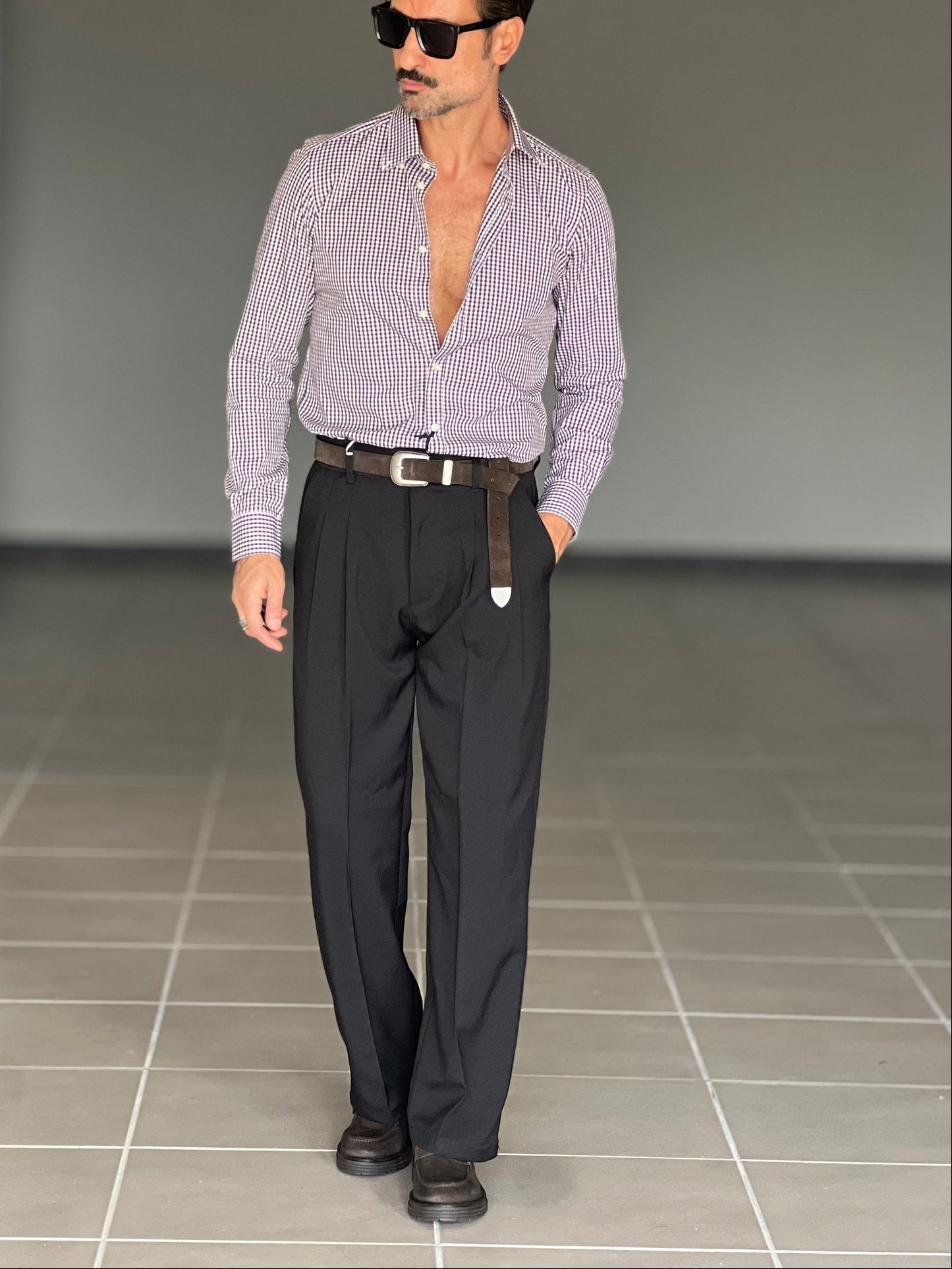 BLACK CHAIN ​​VISCOSE TROUSERS