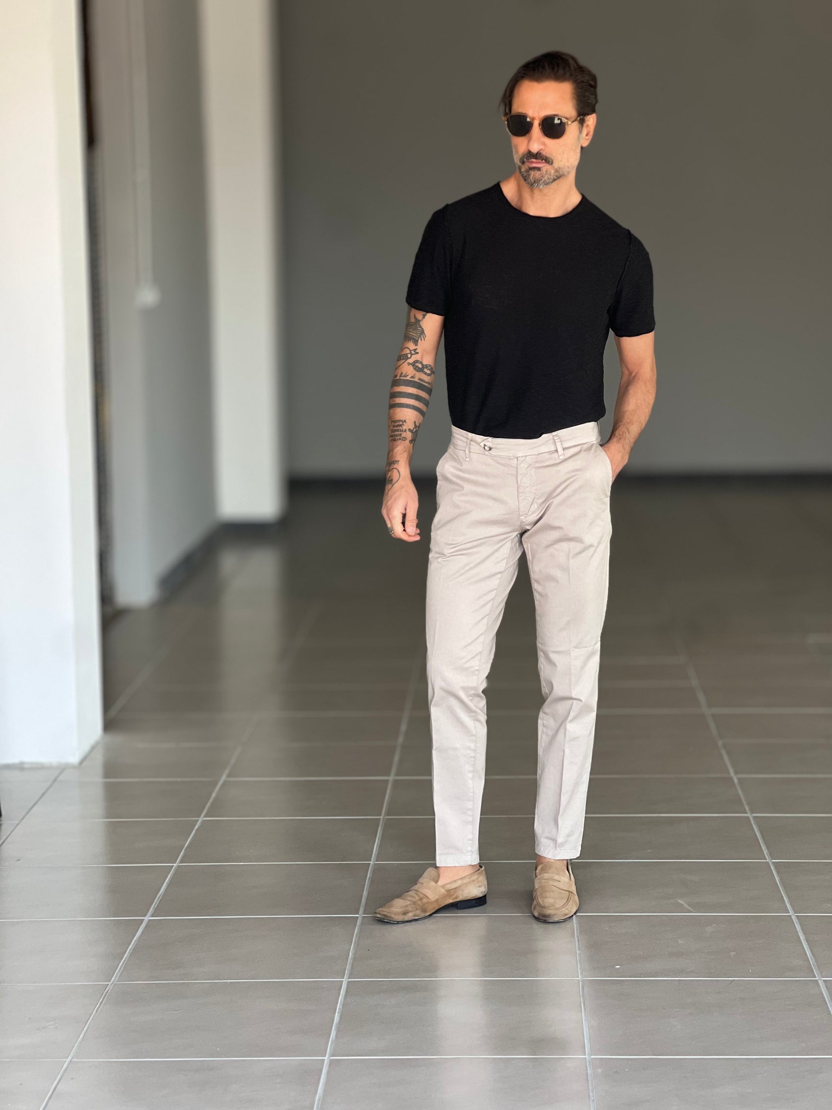 BLACK CHAIN ​​VISCOSE TROUSERS