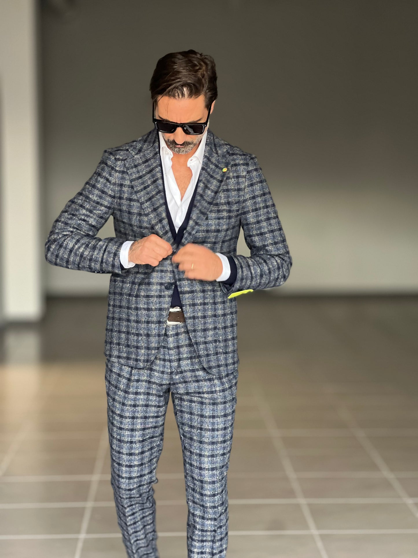 ABITO TARTAN BLU E GRIGIO