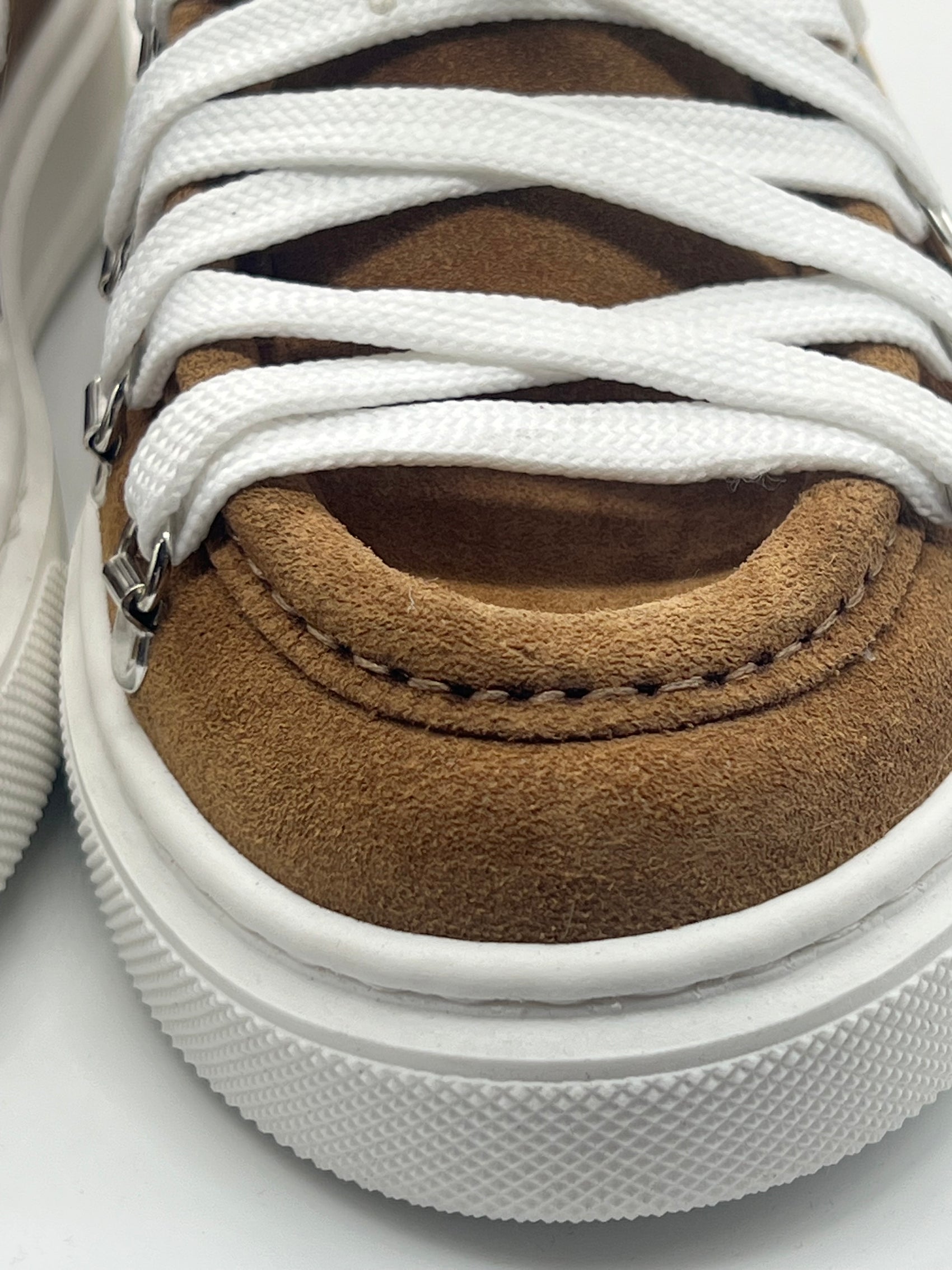 SNEAKER MIELE  MODELLO INGEGNERE GANCI