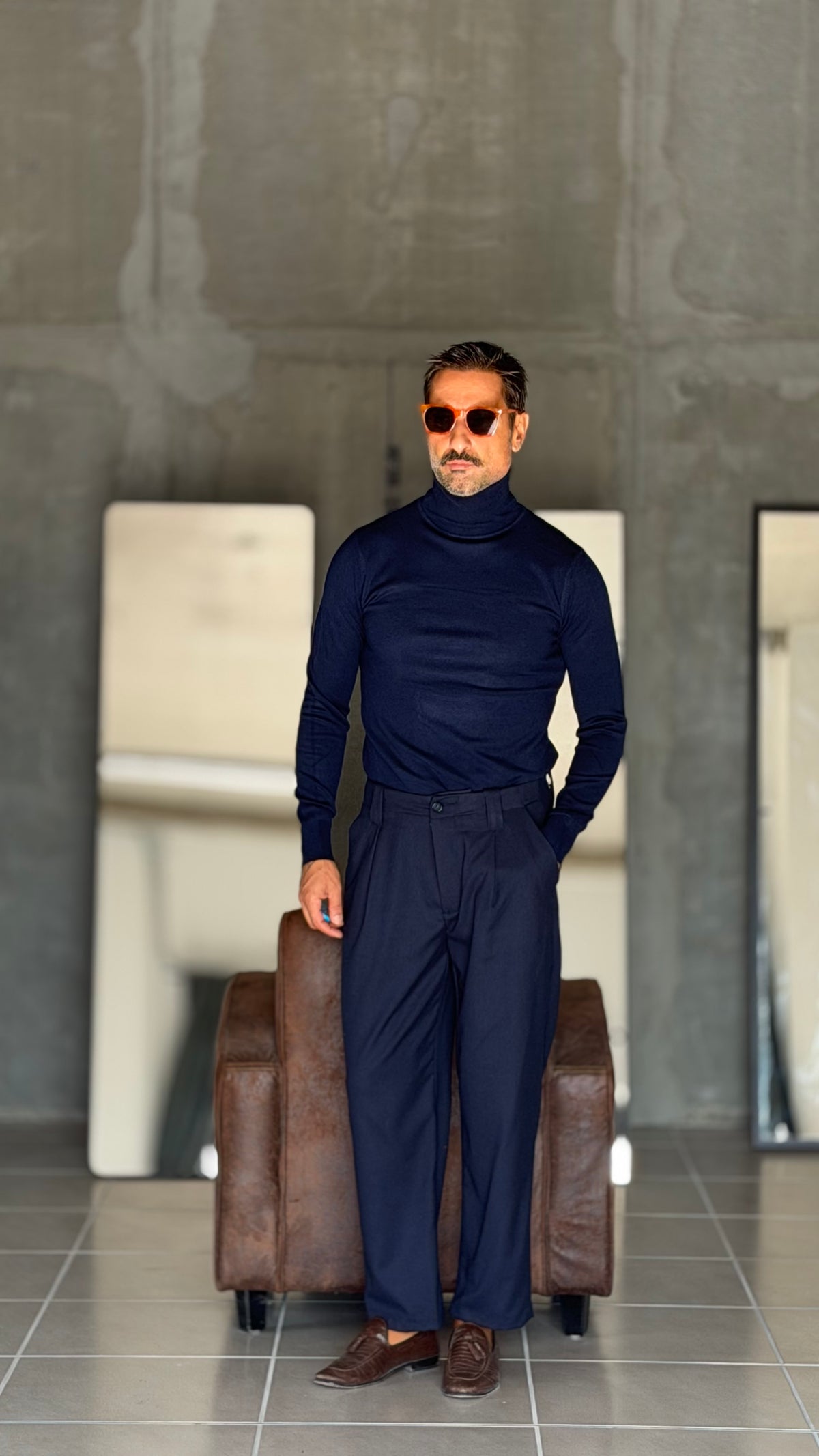 PANTALONE BLU  BL11 FONDO PALAZZO EFFETTO FLANELLA TESSUTO VISCOSA E MISTI. 167 (ABBINABILE ALLA GIACCA BLU  167)