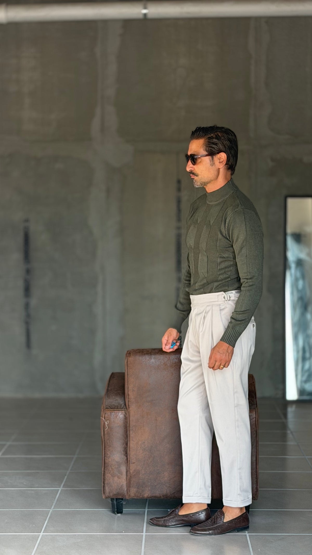 PANTALONE SABBIA VITA ALTA PINCES VISCOSA  EFFETTO FLANELLA BATTUTA